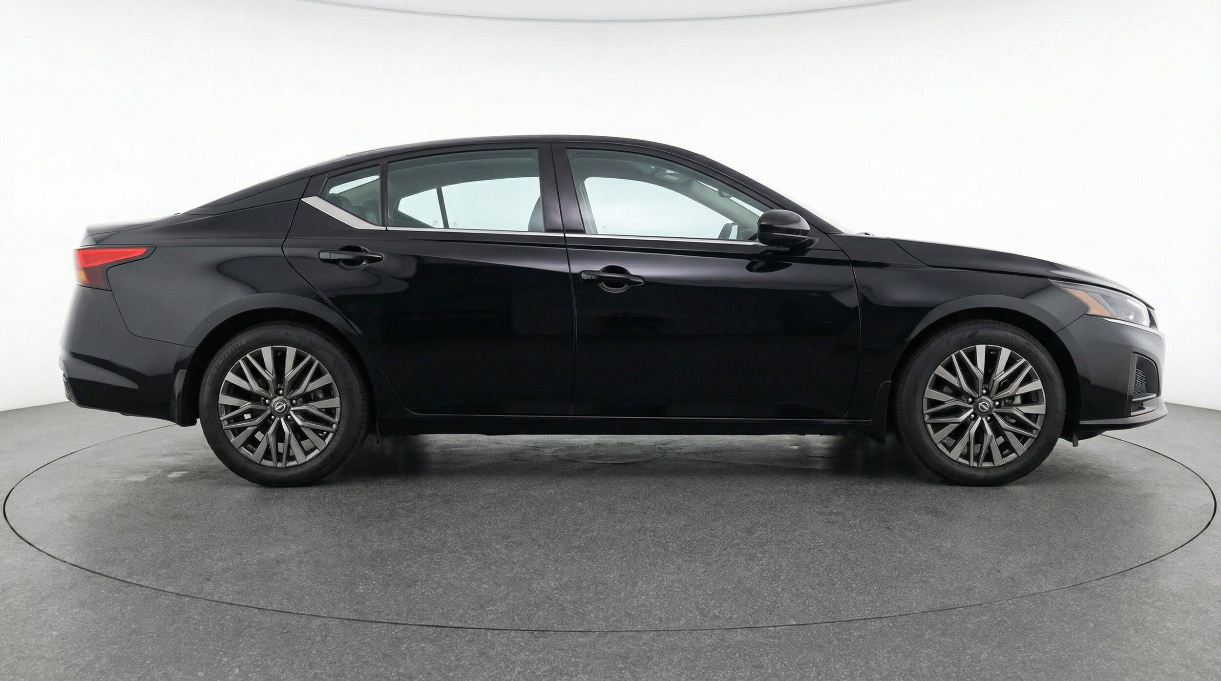 Thumbnail: 2025 Nissan Altima - 11