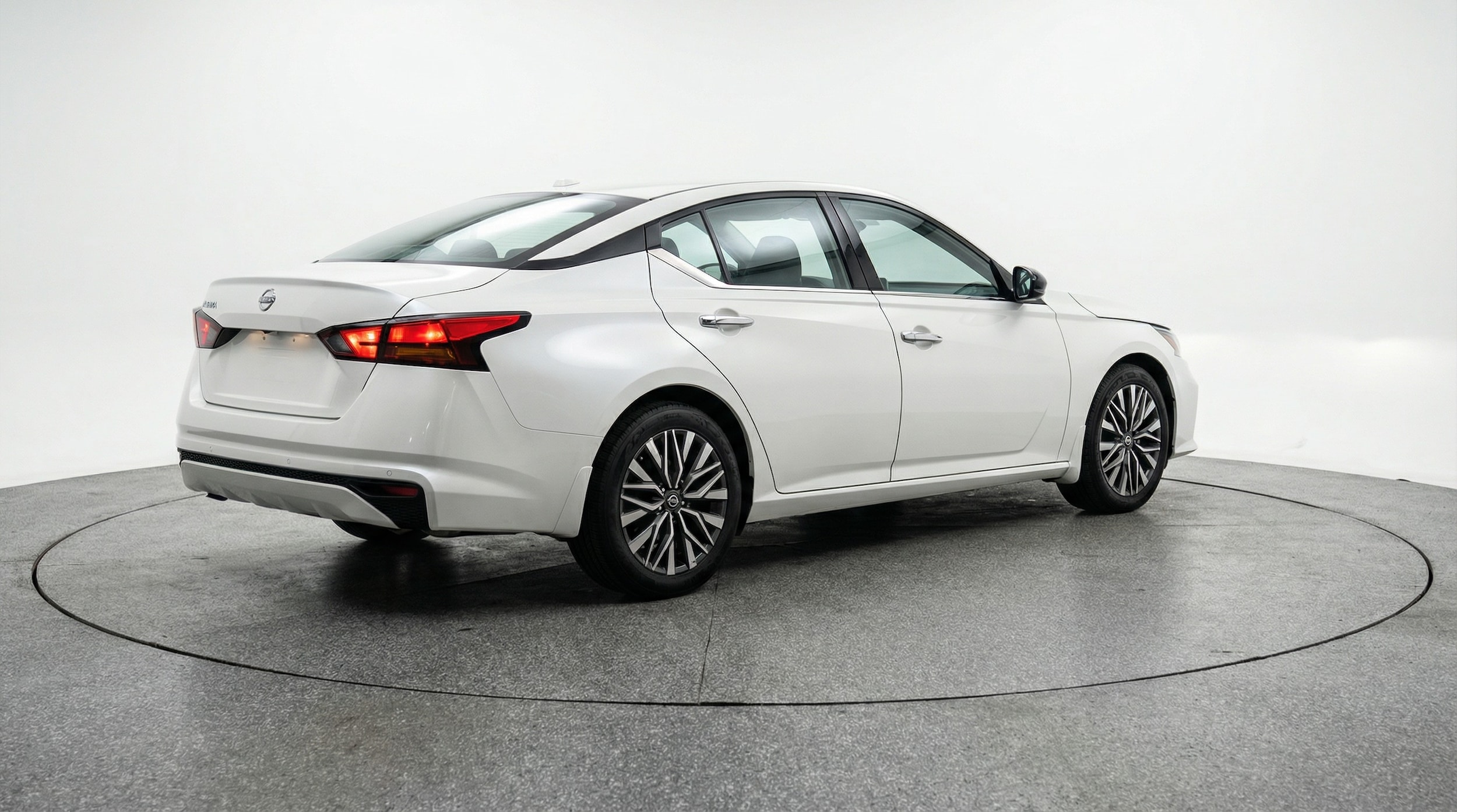 Thumbnail: 2025 Nissan Altima - 7