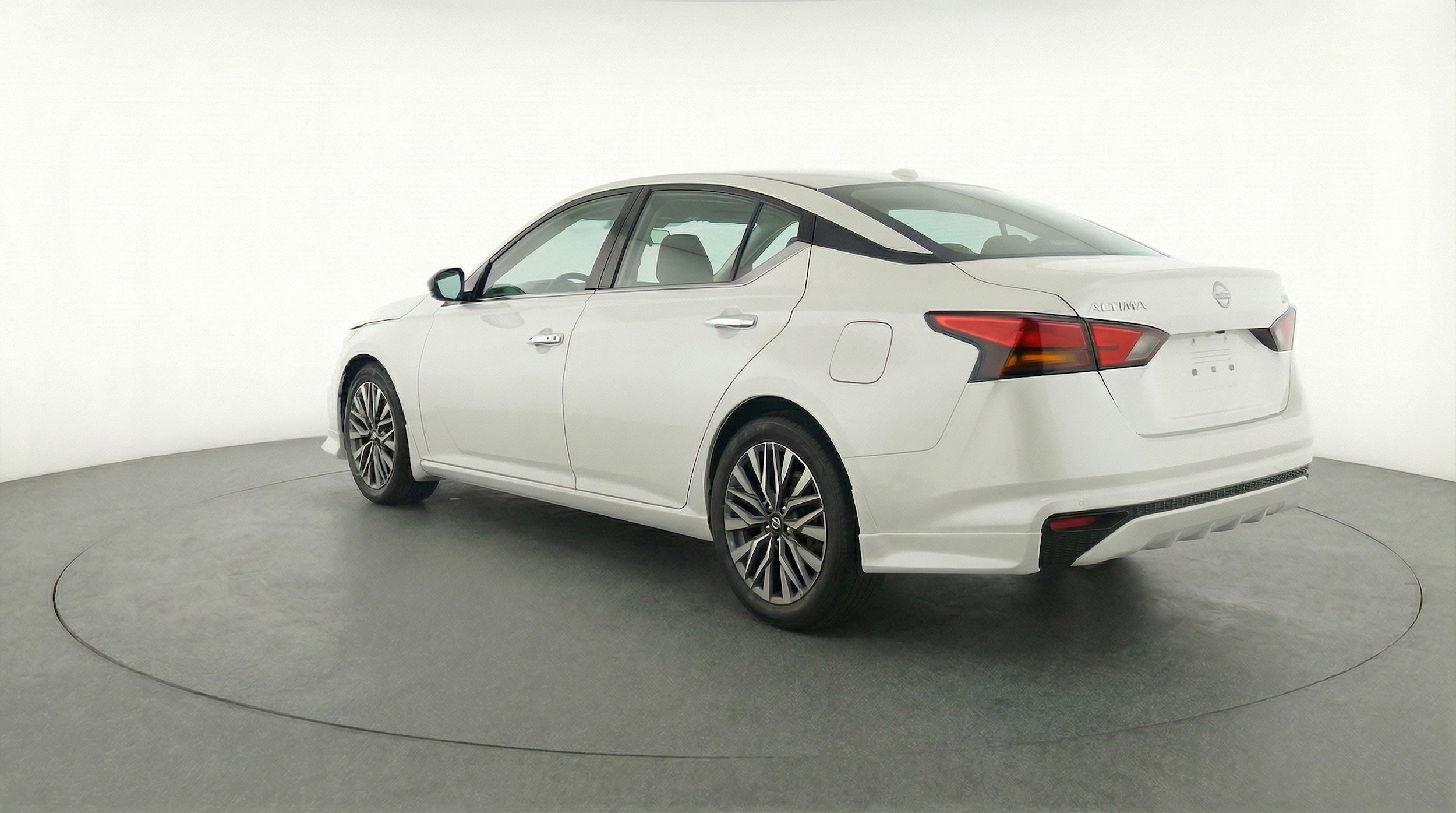 Thumbnail: 2025 Nissan Altima - 6