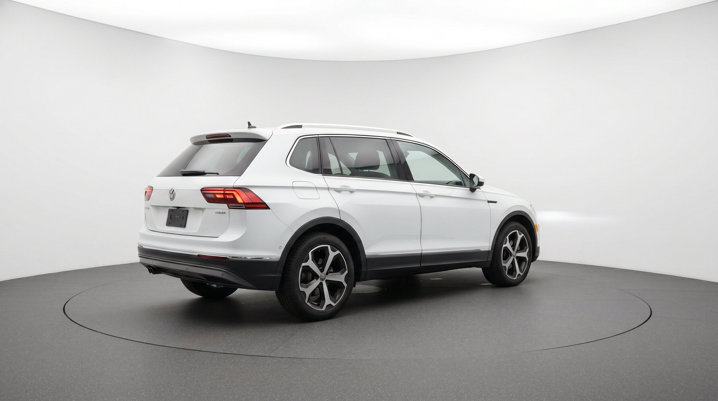 Thumbnail: 2026 Volkswagen Tiguan - 9