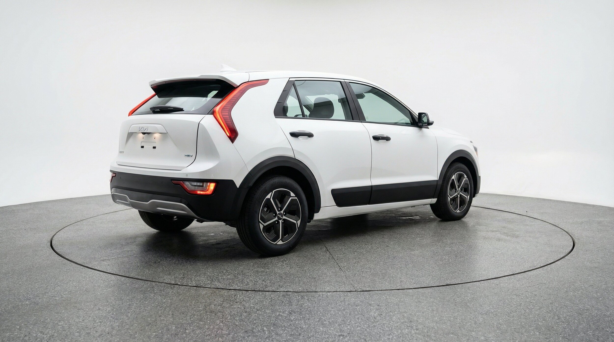Thumbnail: 2026 Kia Niro - 9