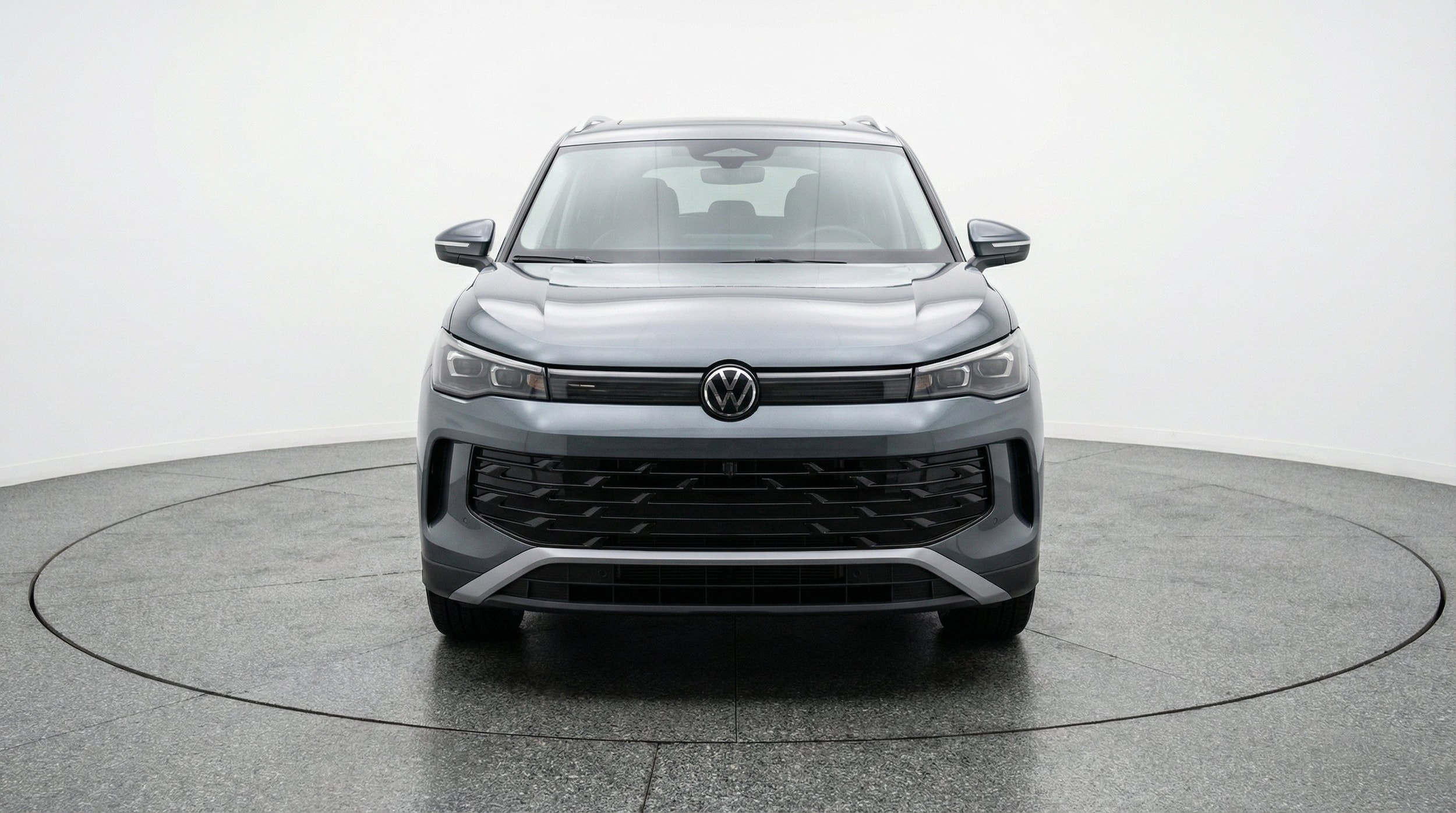 Thumbnail: 2026 Volkswagen Tiguan - 2