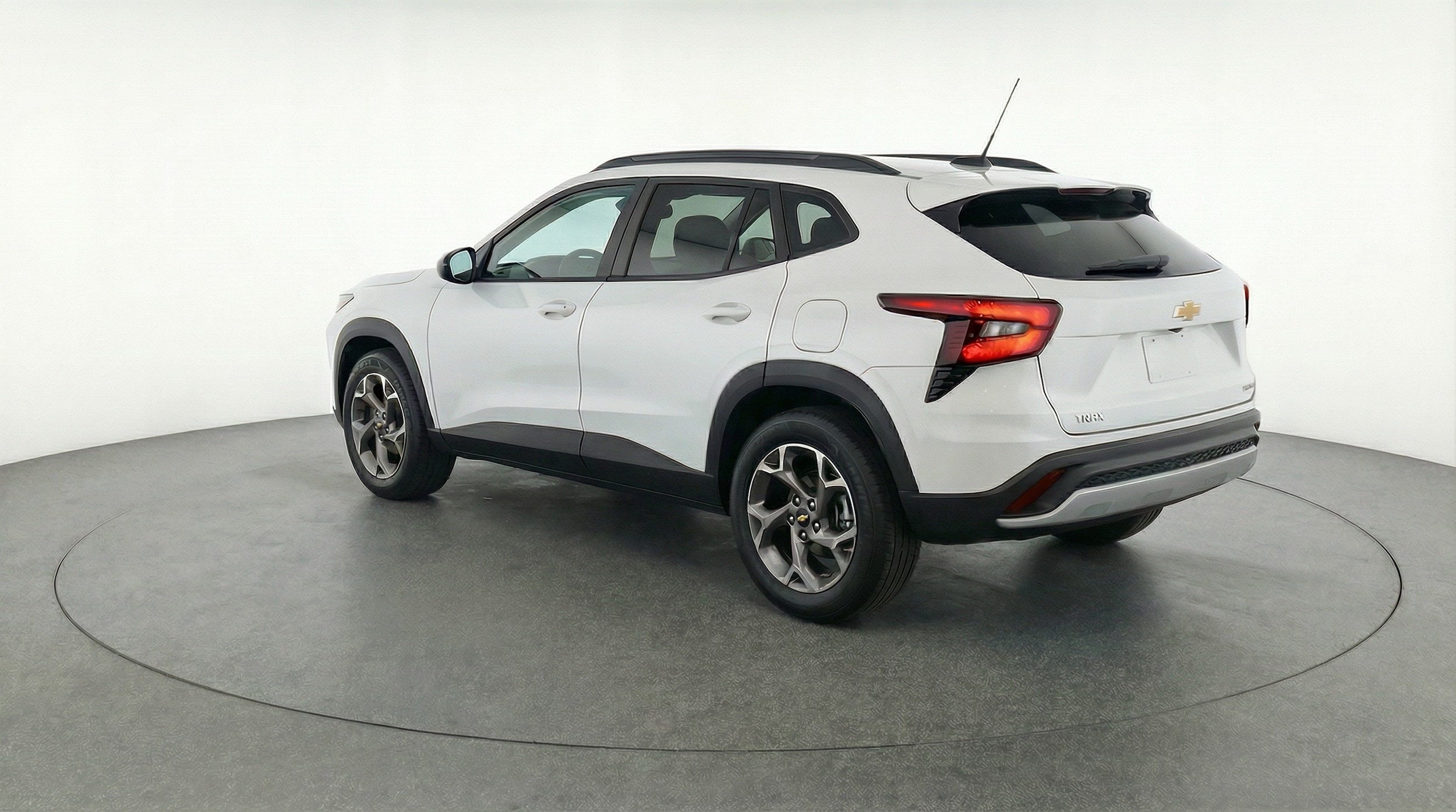 Thumbnail: 2025 Chevrolet Trax - 5