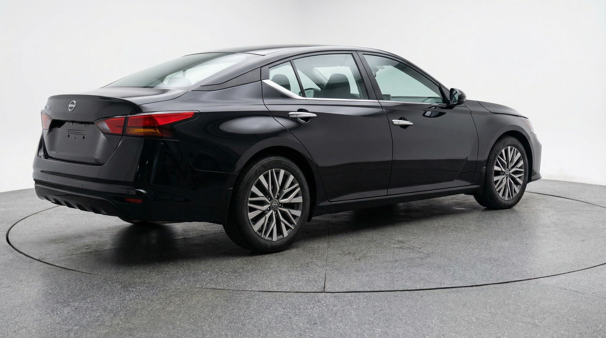 Thumbnail: 2025 Nissan Altima - 7