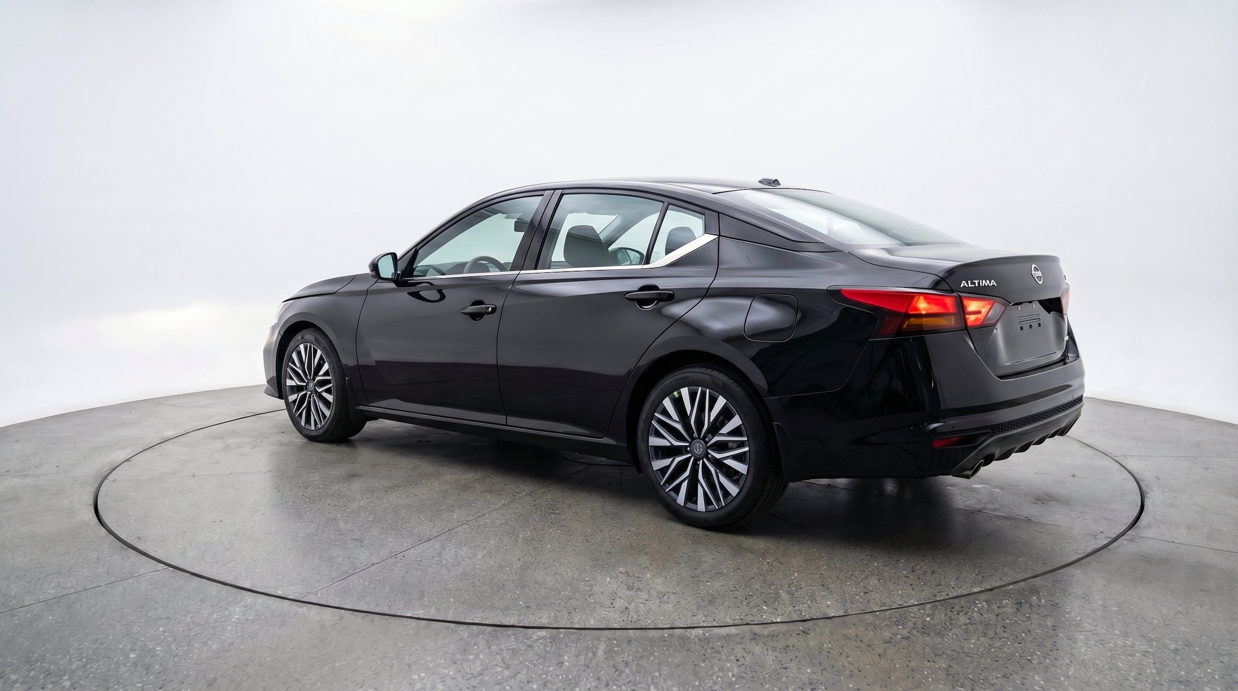 Thumbnail: 2026 Nissan Altima - 6