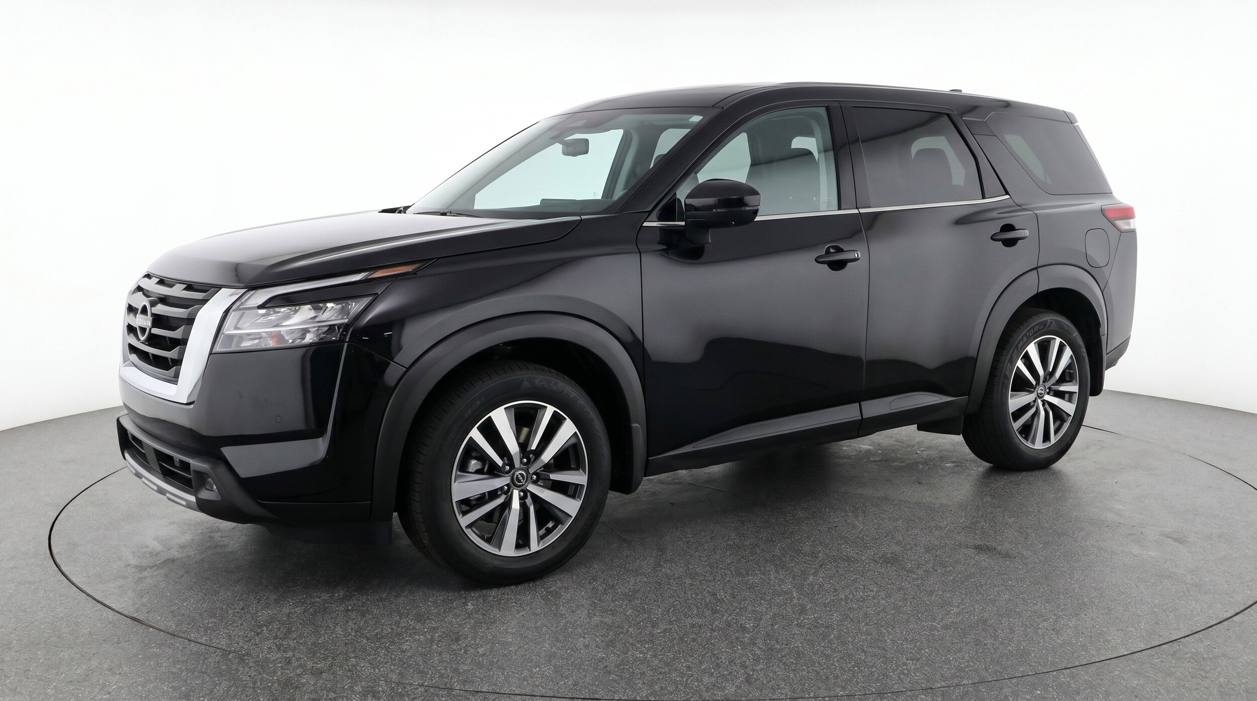 Thumbnail: 2025 Nissan Pathfinder - 3