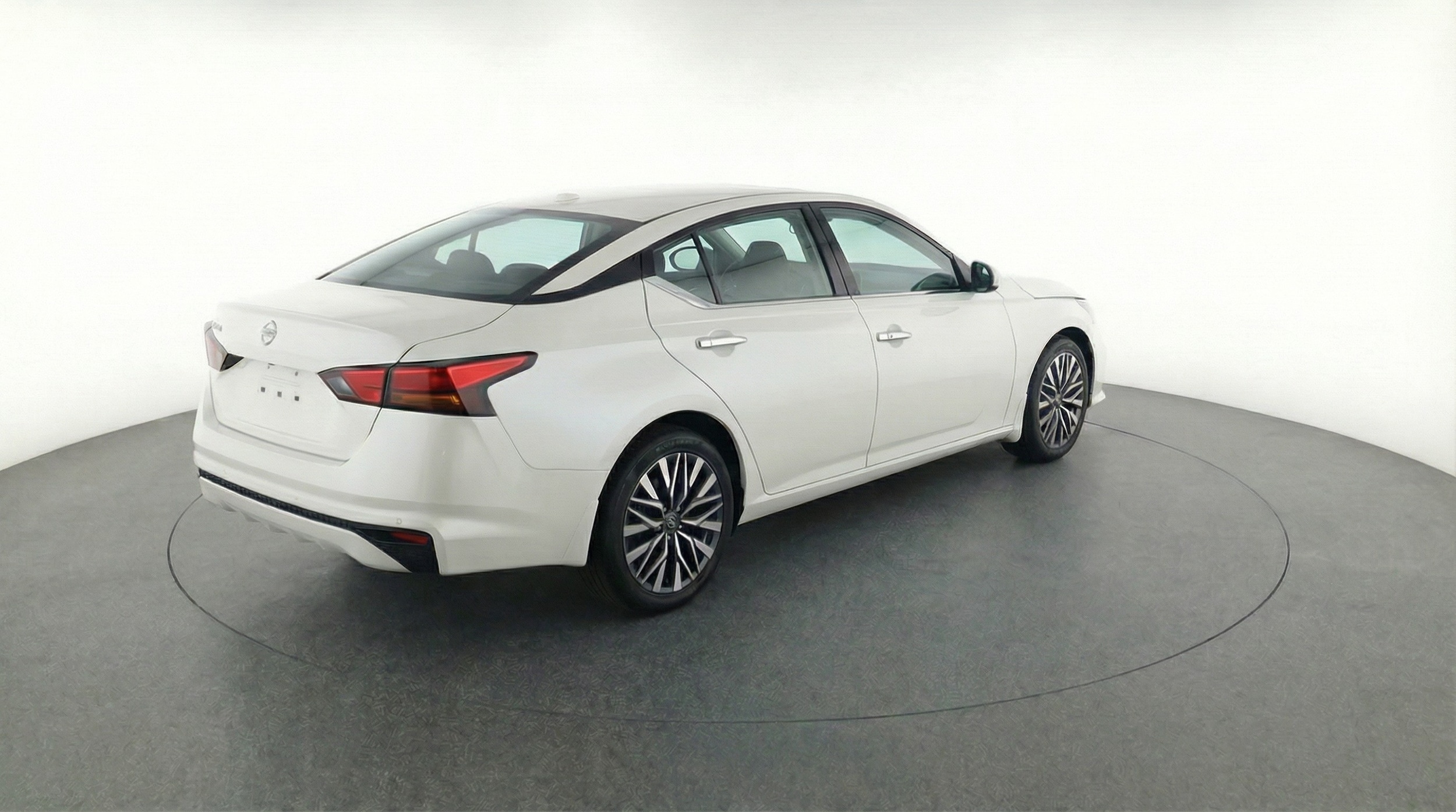 Thumbnail: 2025 Nissan Altima - 7