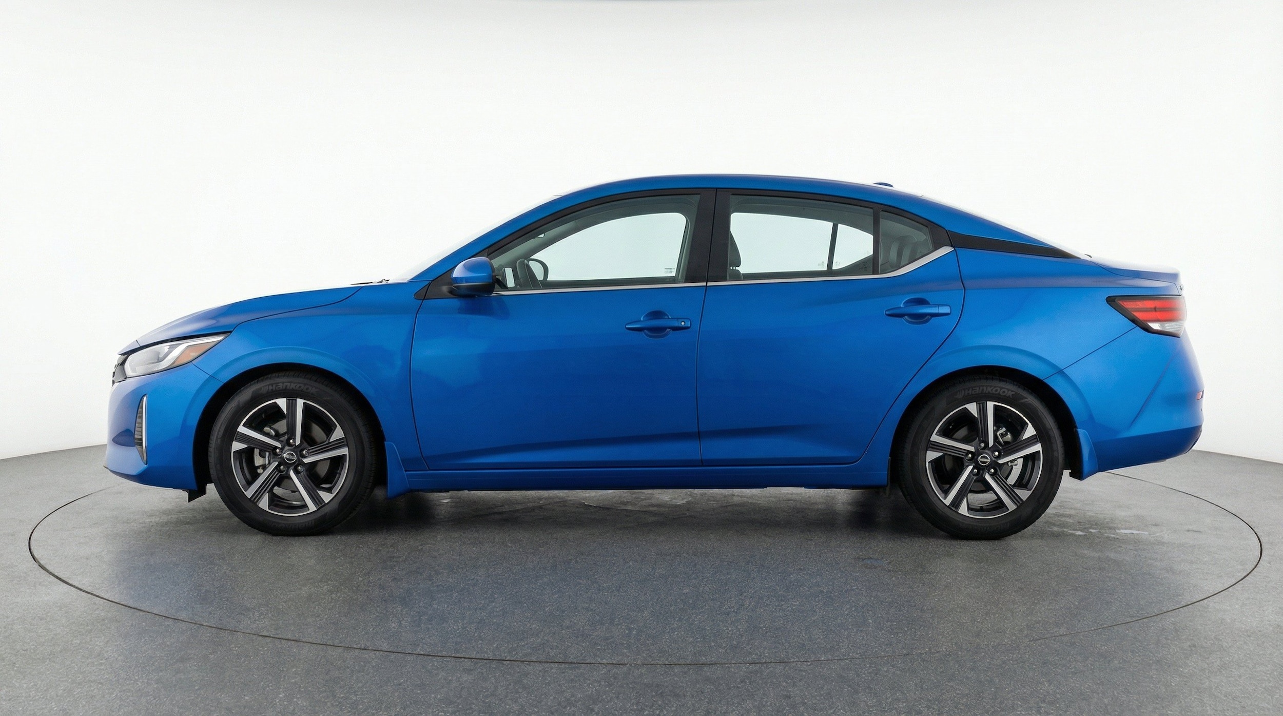 Thumbnail: 2025 Nissan Sentra - 5