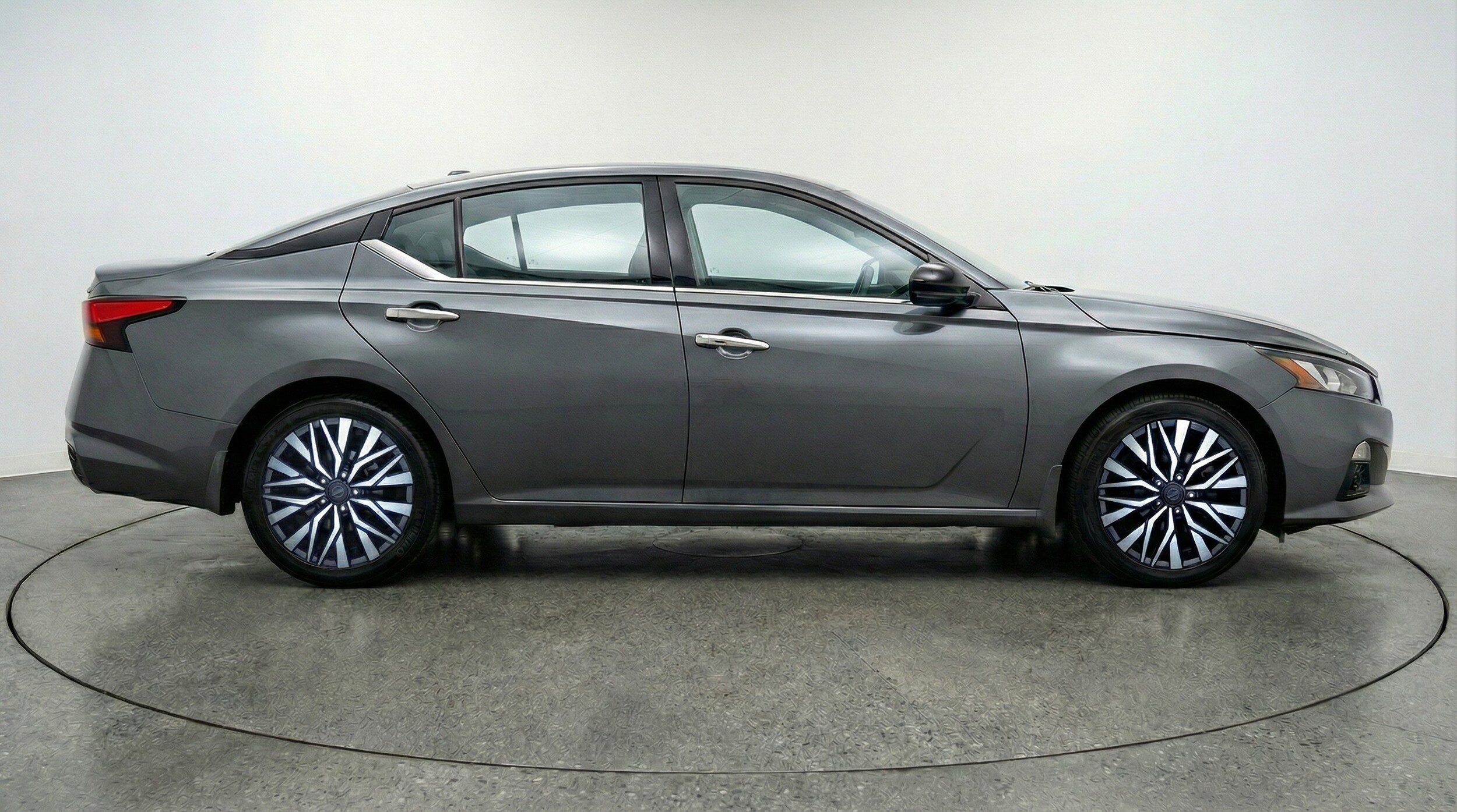 Thumbnail: 2025 Nissan Altima - 11