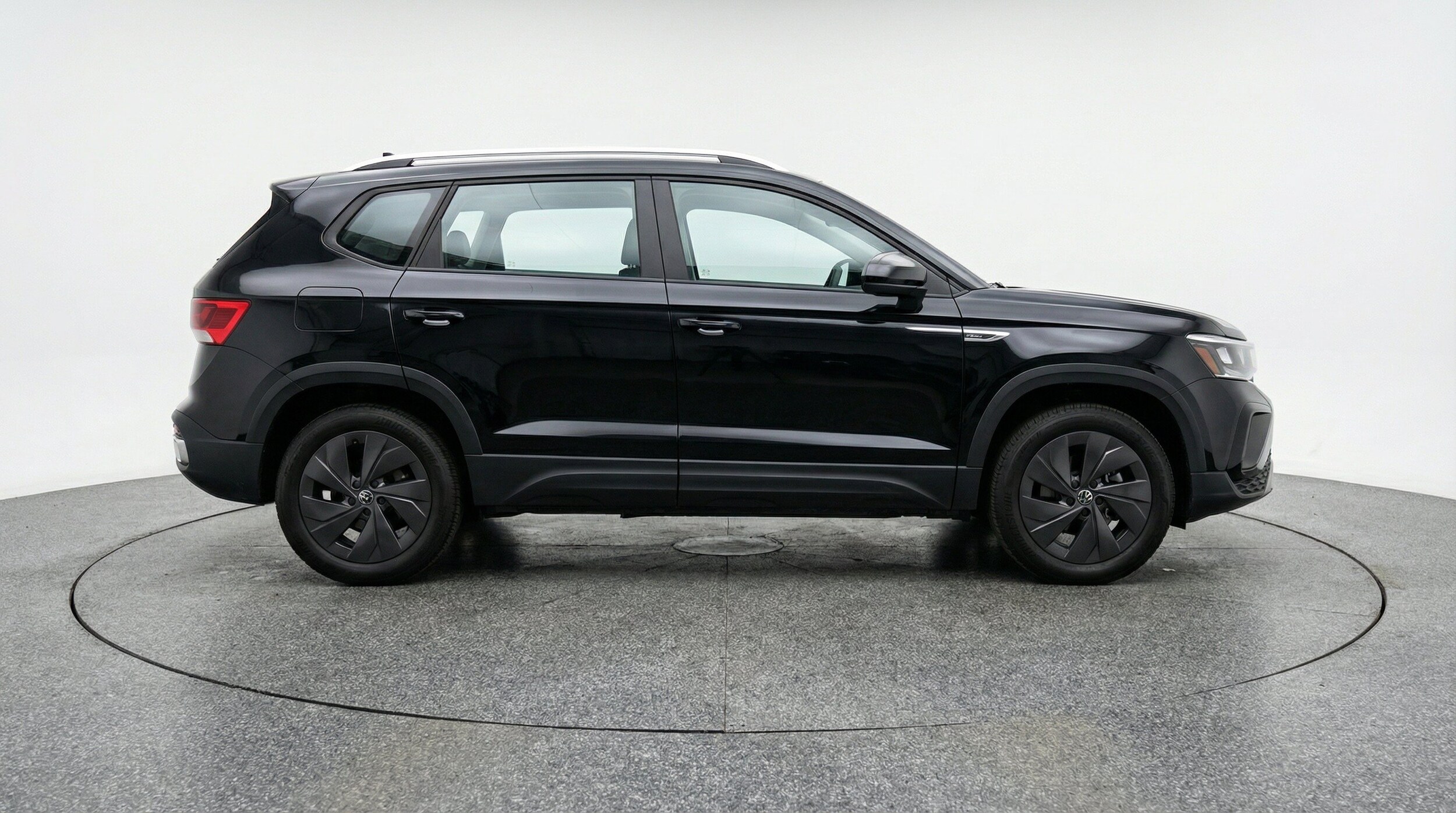 Thumbnail: 2026 Volkswagen Taos - 11