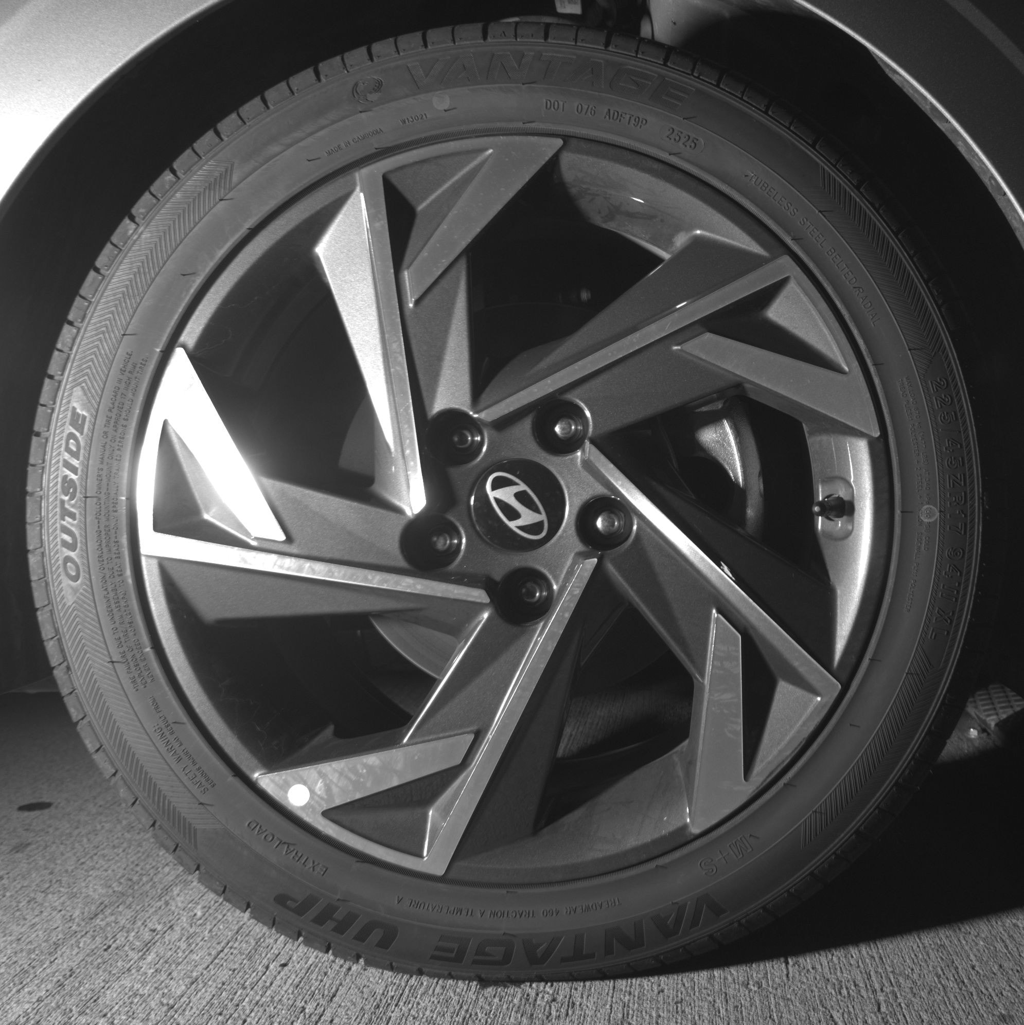 Thumbnail: 2025 Hyundai Elantra - 10