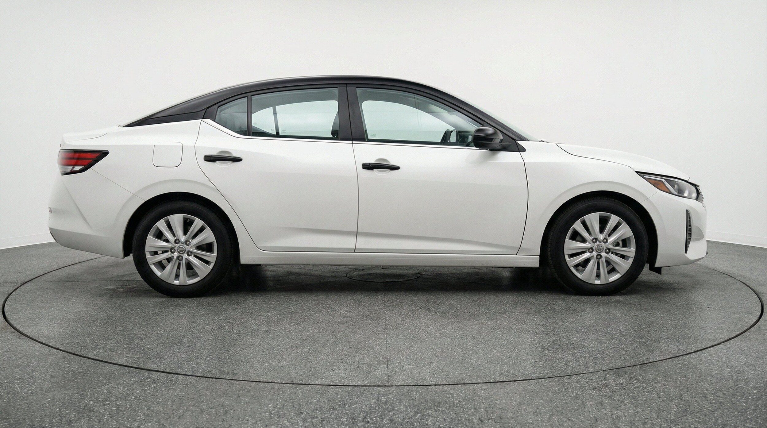 Thumbnail: 2025 Nissan Sentra - 11