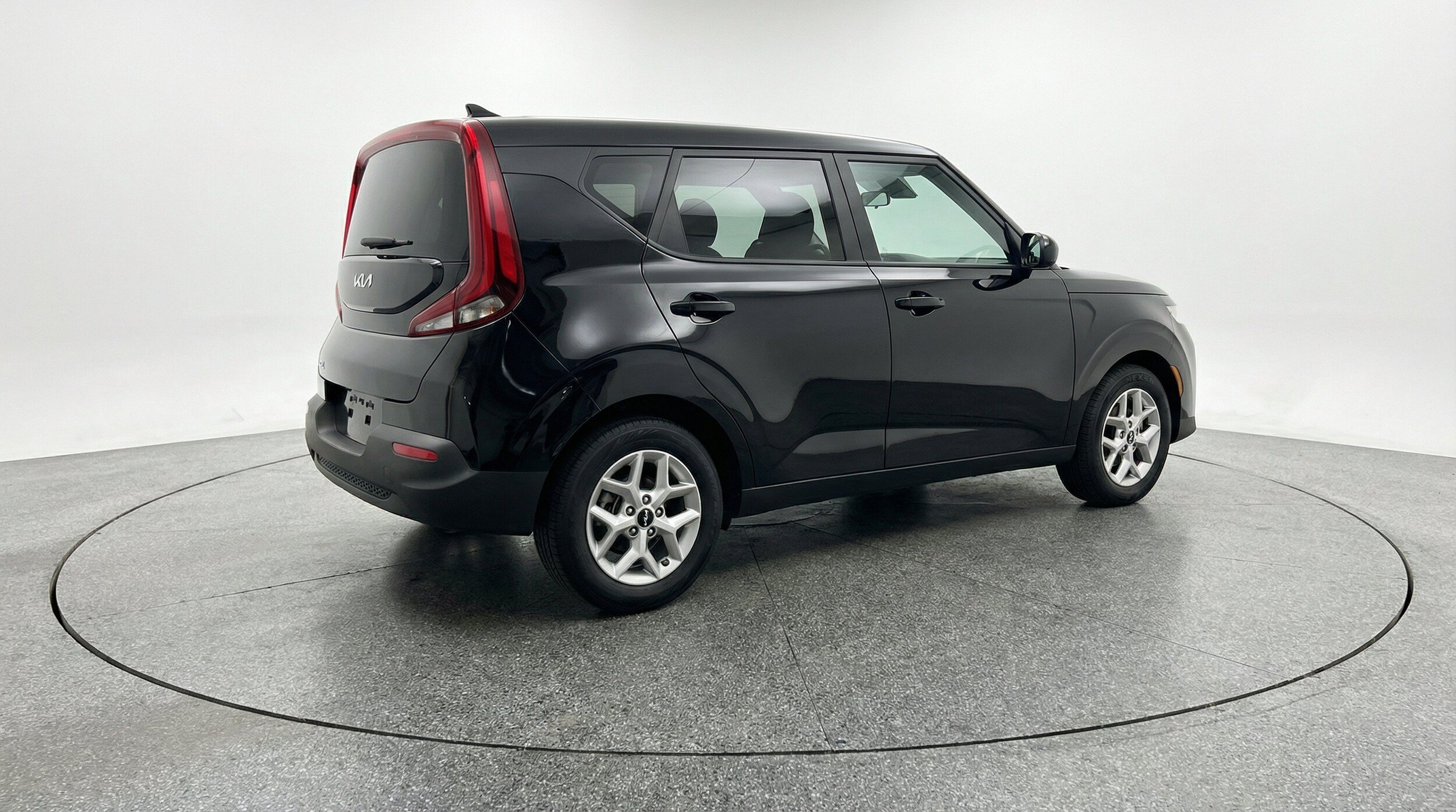 Thumbnail: 2025 Kia Soul - 9