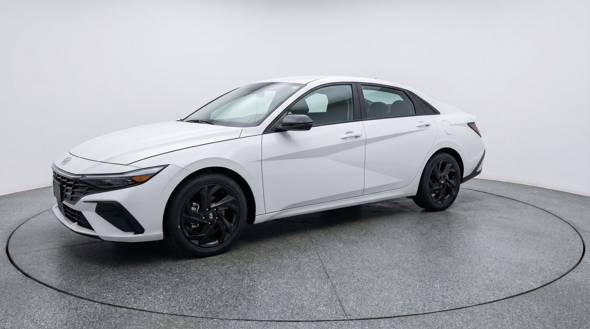 Thumbnail: 2026 Hyundai Elantra - 3