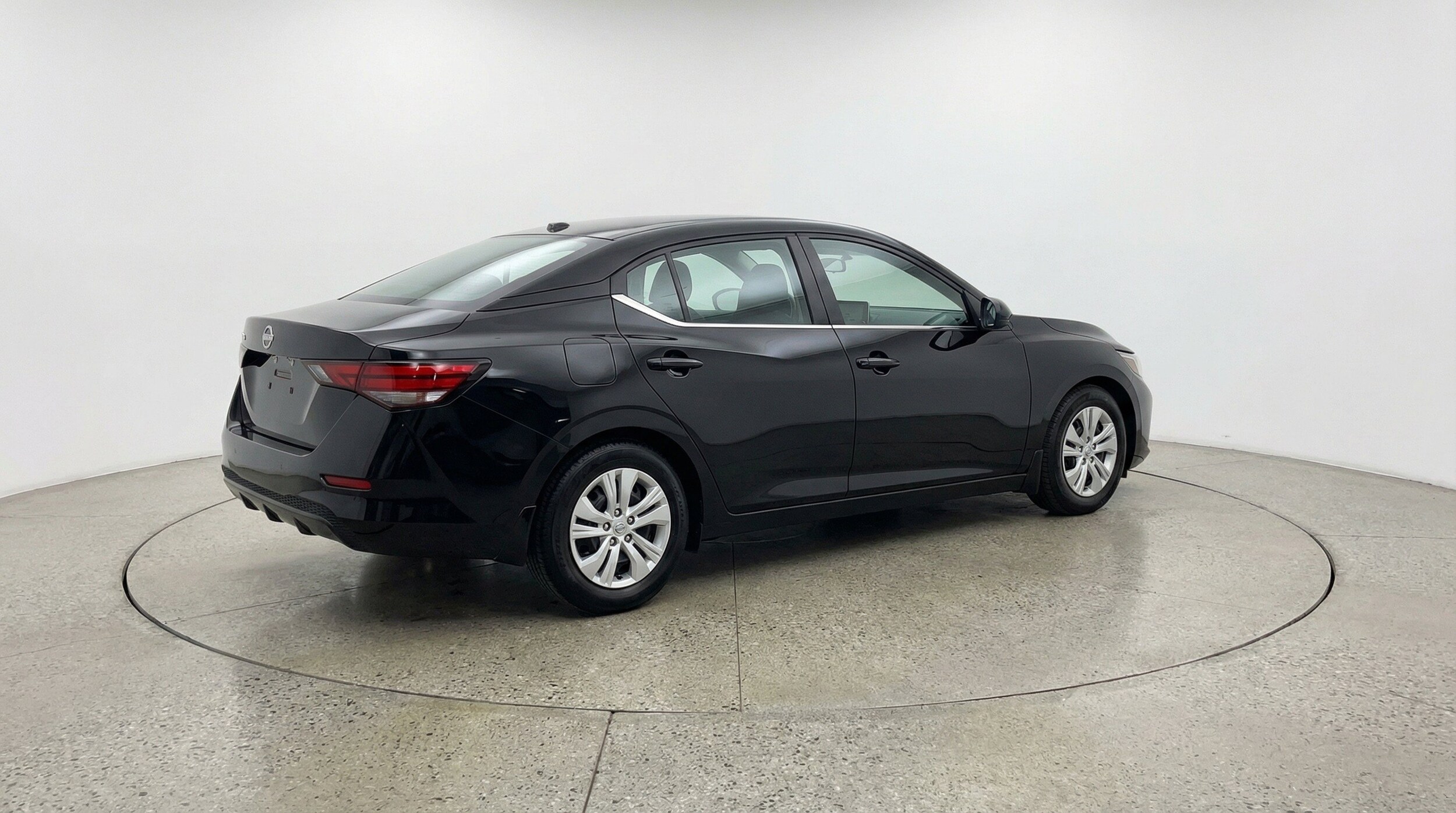 Thumbnail: 2025 Nissan Sentra - 9