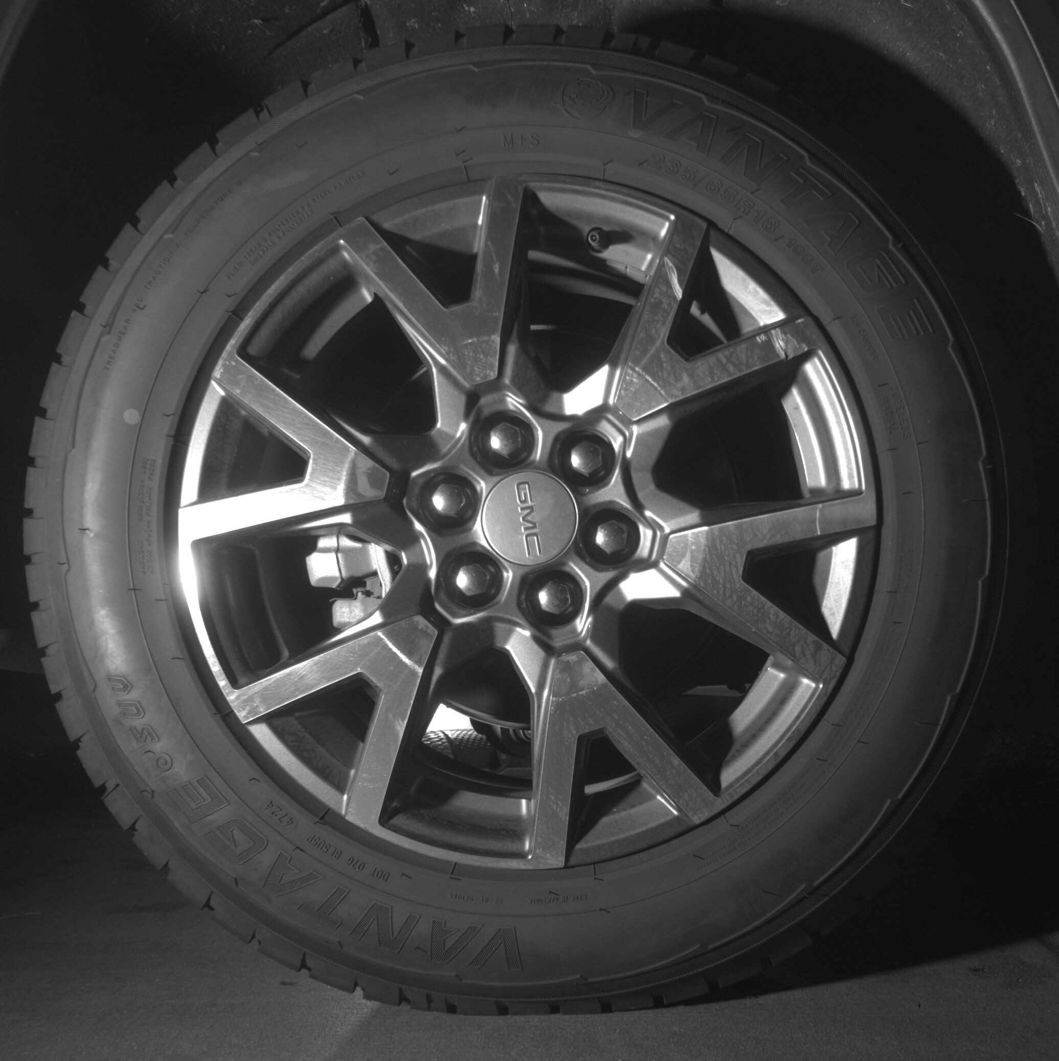 Thumbnail: 2023 GMC Acadia - 12