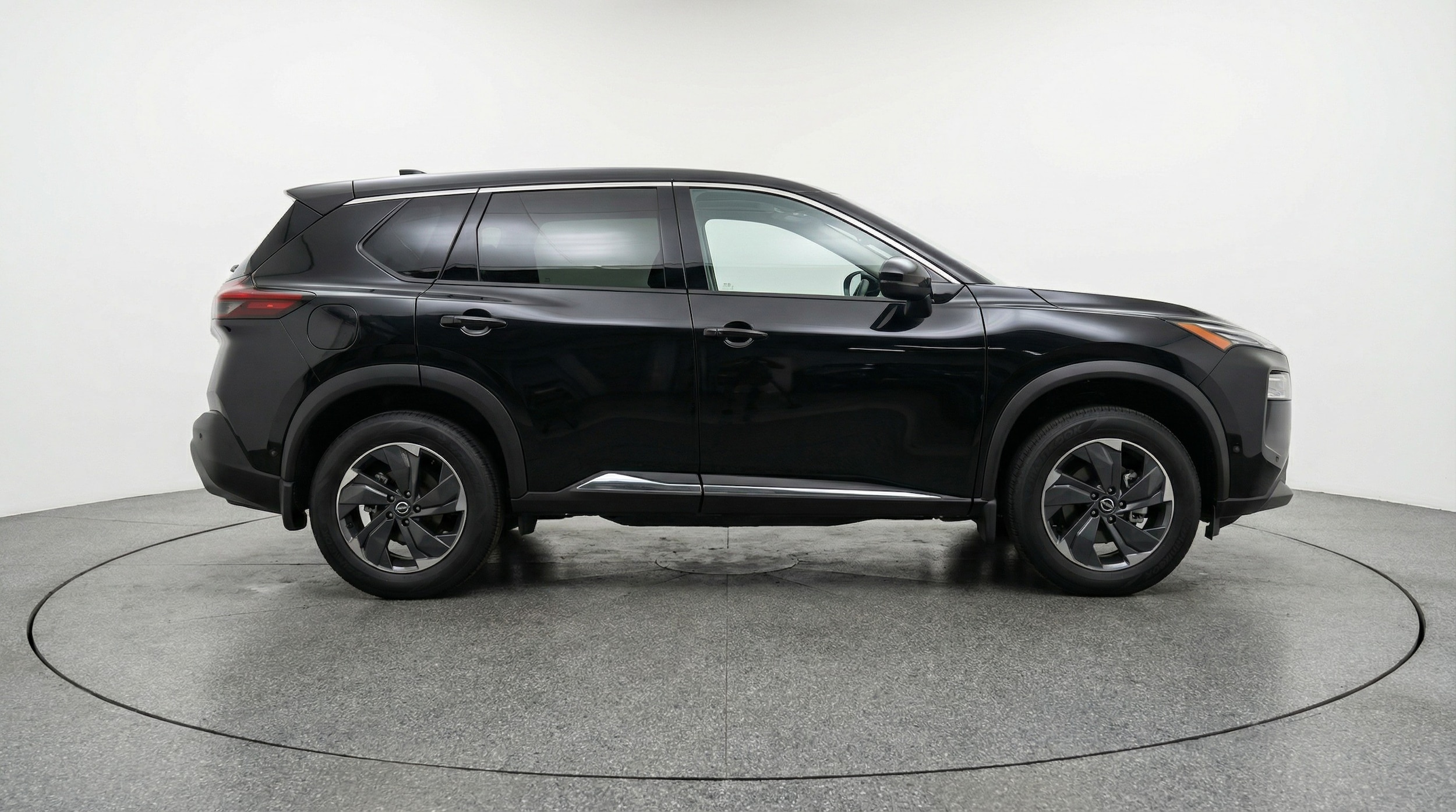 Thumbnail: 2025 Nissan Rogue - 8