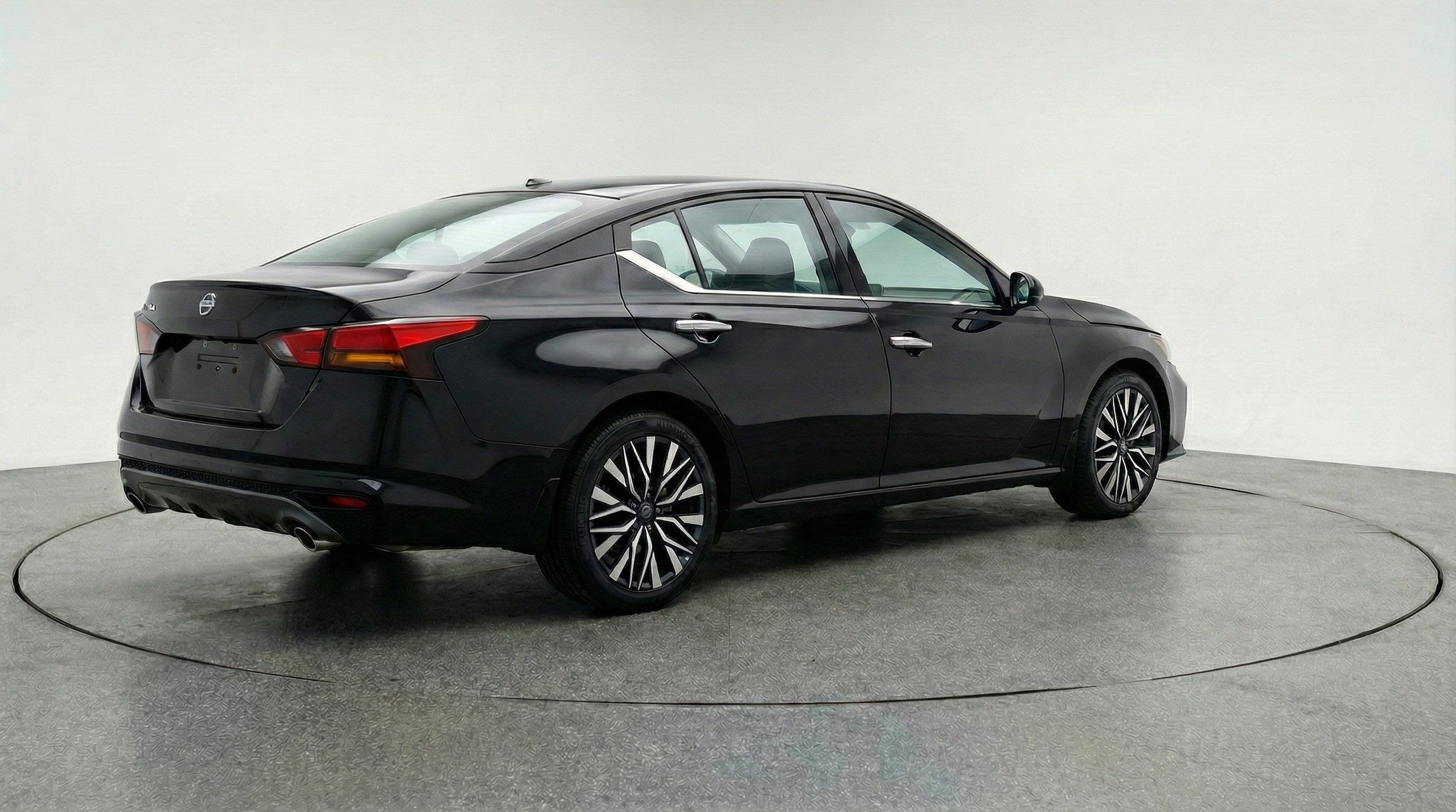 Thumbnail: 2025 Nissan Altima - 7