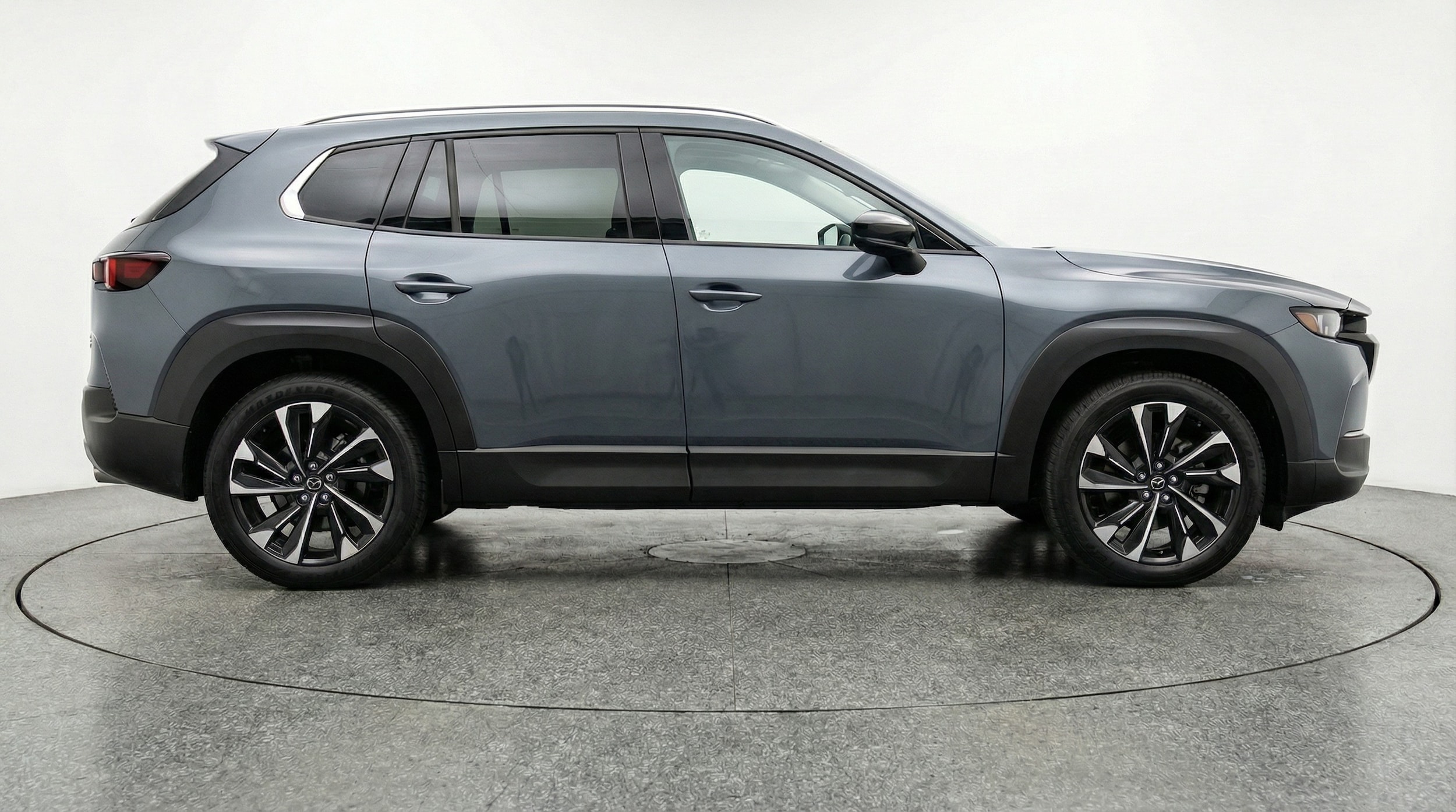 Thumbnail: 2025 Mazda CX-50 - 8