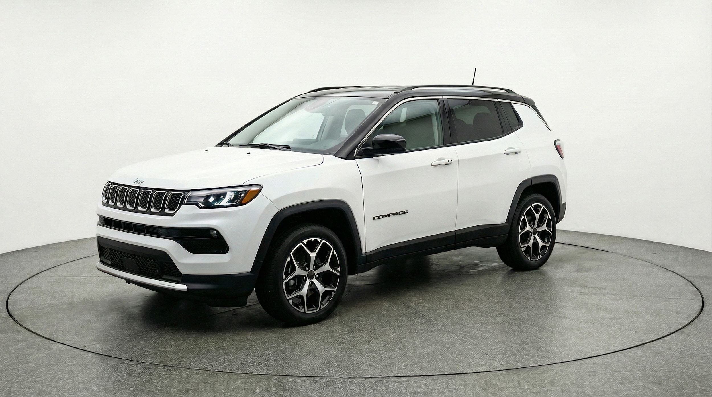 Thumbnail: 2025 Jeep Compass - 3