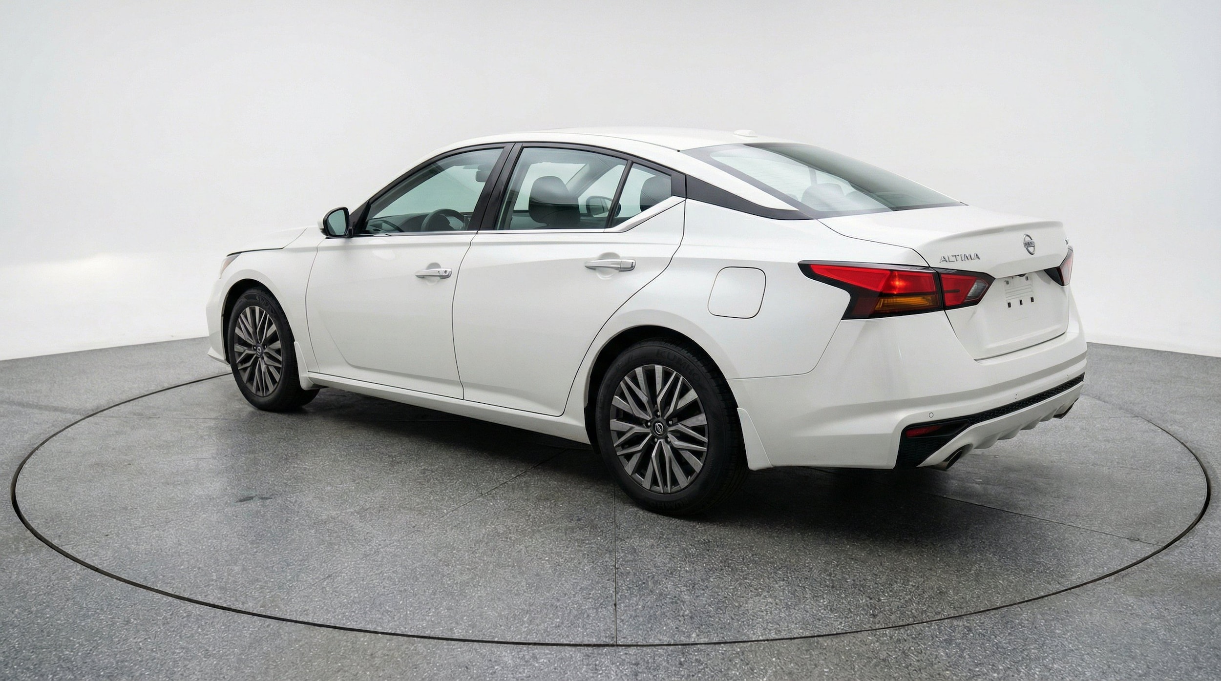 Thumbnail: 2025 Nissan Altima - 6