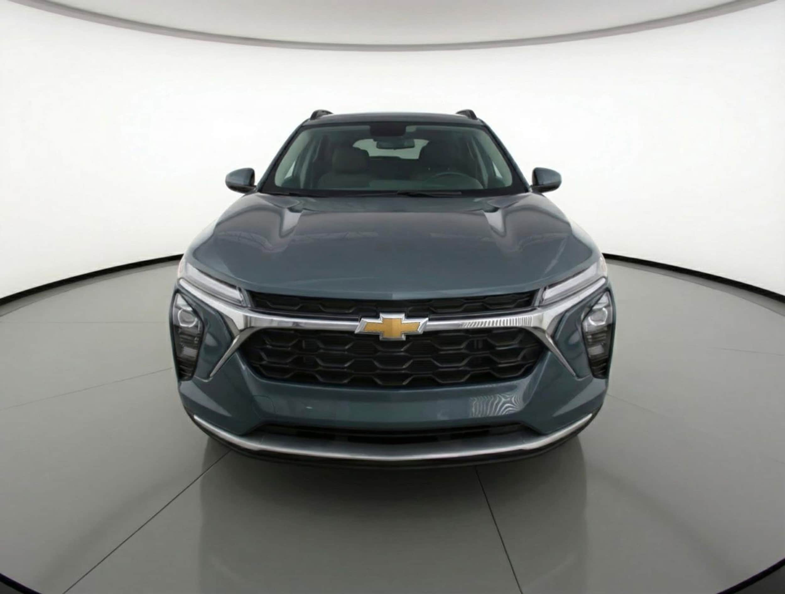 Thumbnail: 2025 Chevrolet Trax - 2