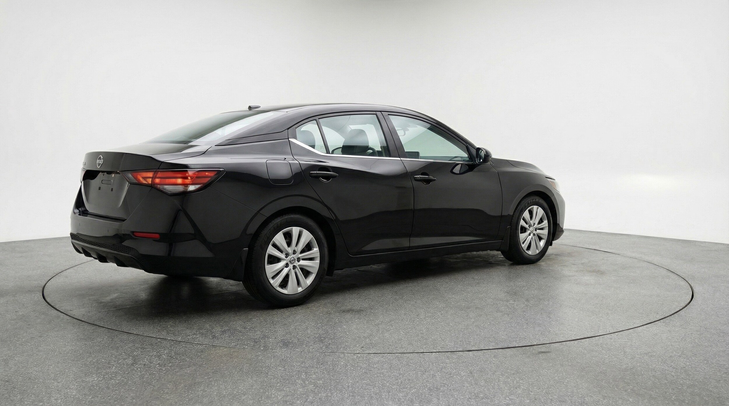 Thumbnail: 2025 Nissan Sentra - 9
