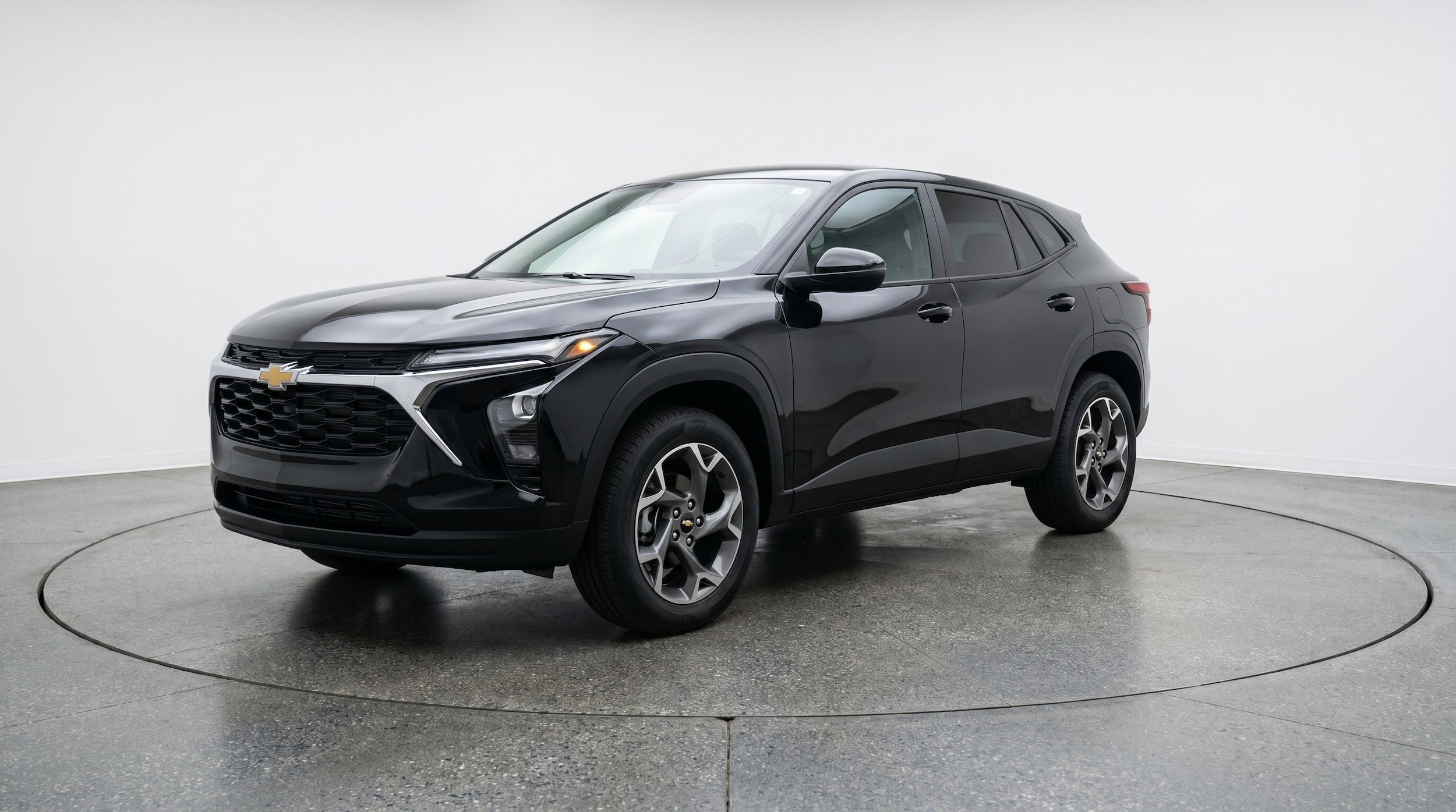 Thumbnail: 2025 Chevrolet Trax - 3