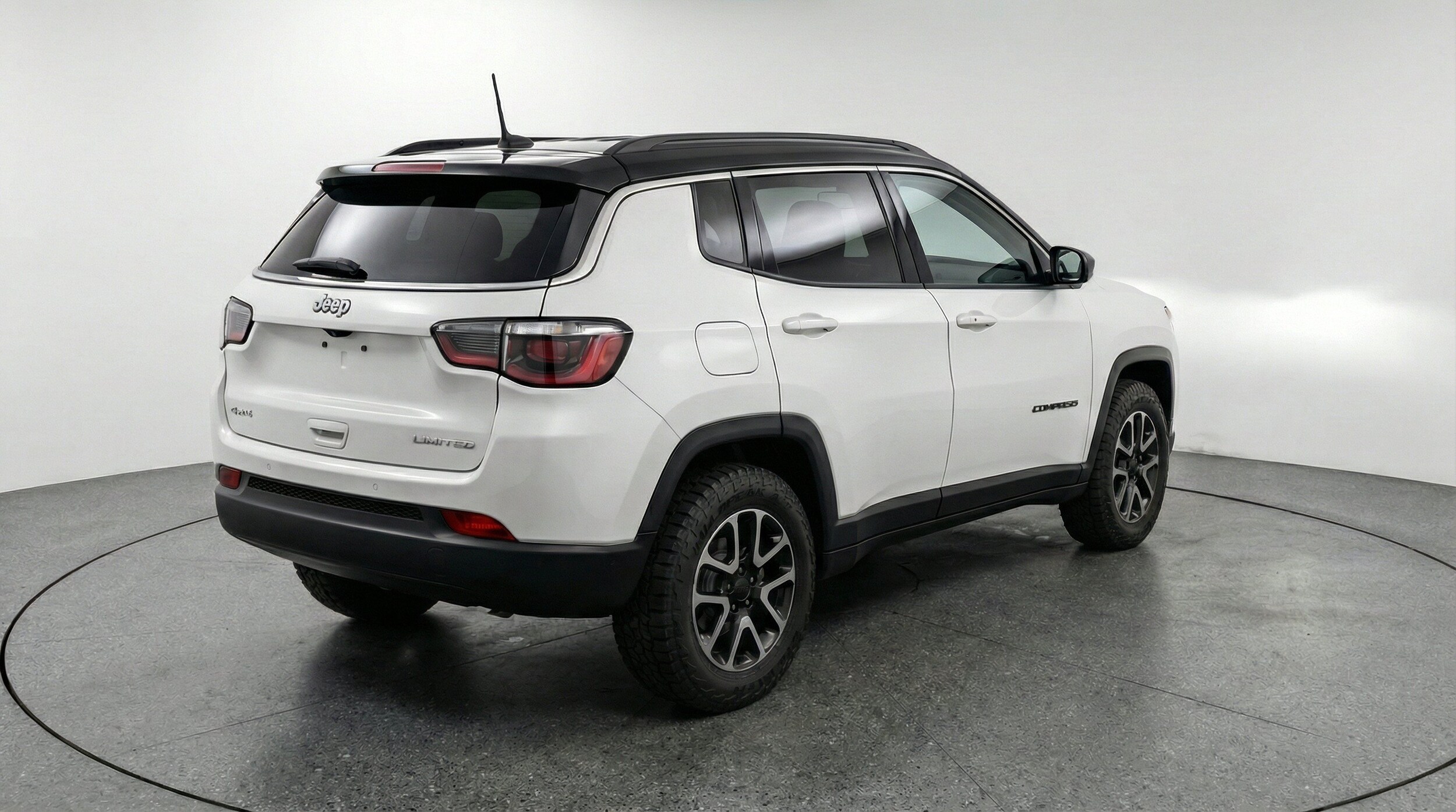 Thumbnail: 2025 Jeep Compass - 9