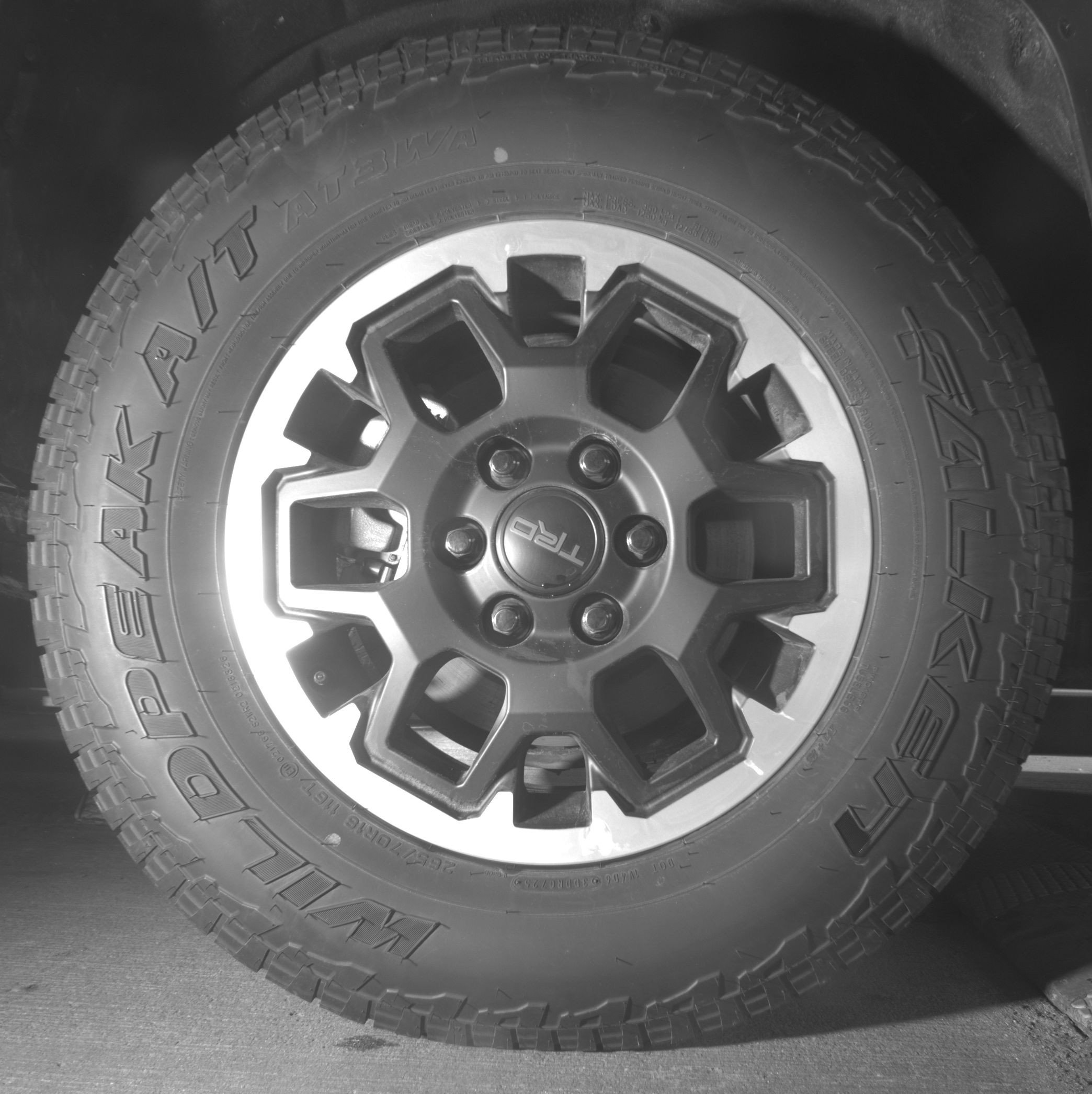 Thumbnail: 2025 Toyota 4Runner - 15