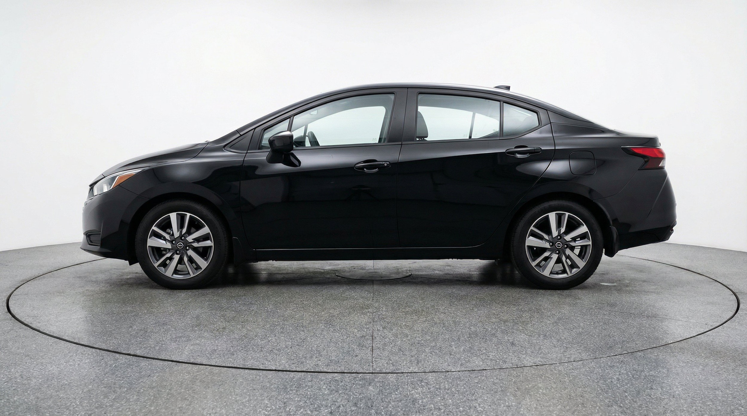 Thumbnail: 2025 Nissan Versa - 5