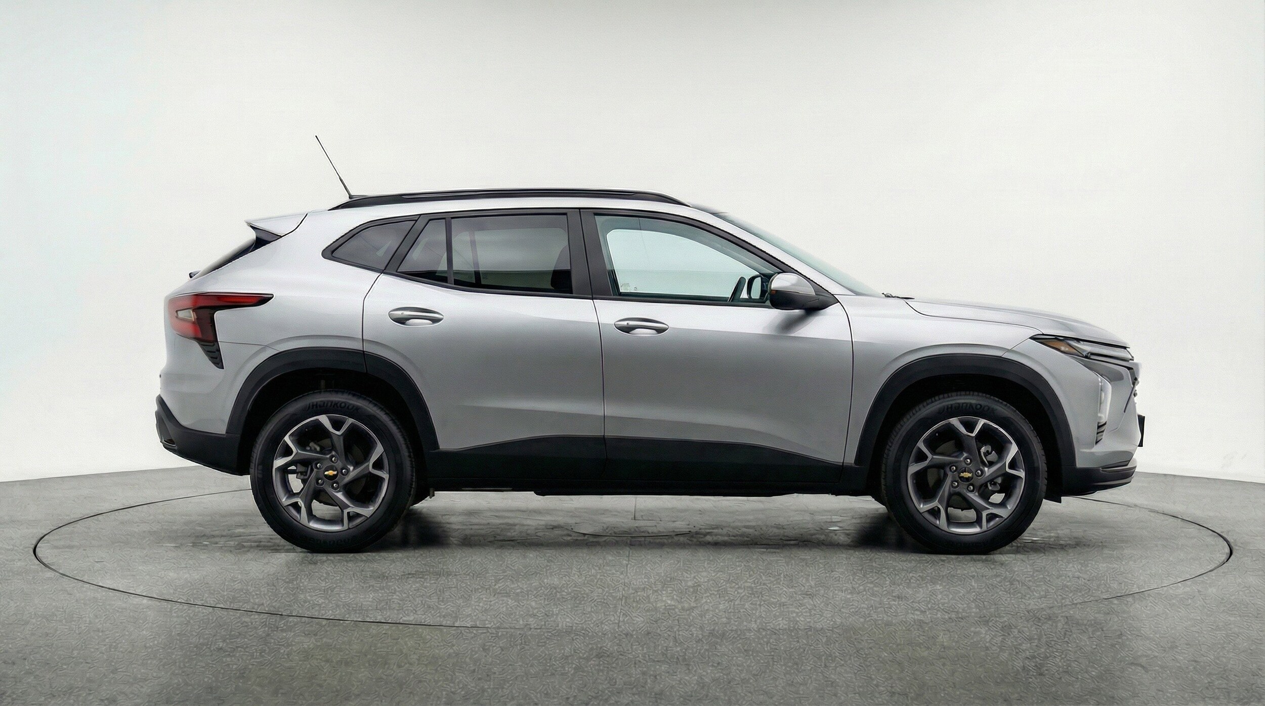 Thumbnail: 2025 Chevrolet Trax - 11