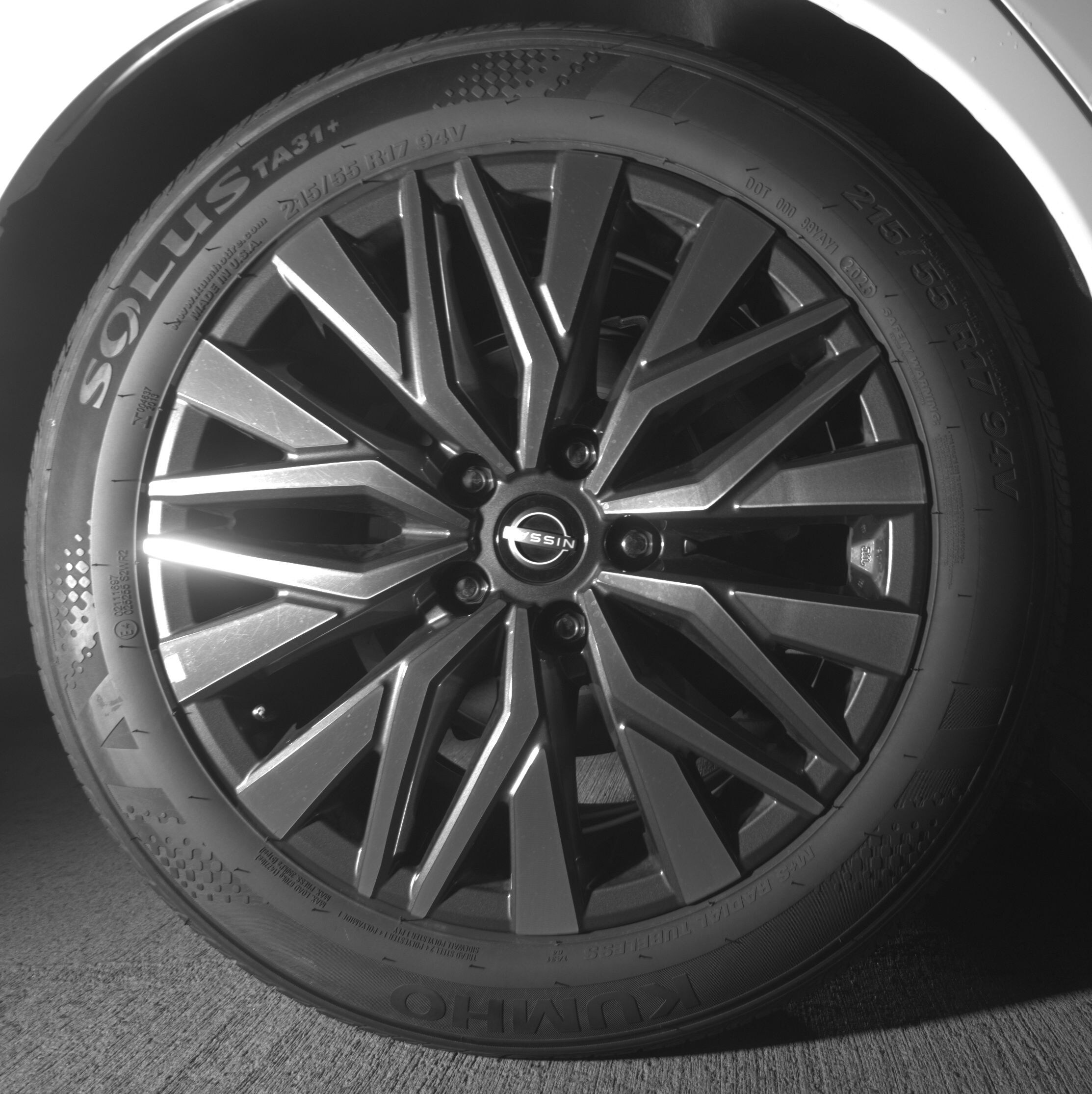 Thumbnail: 2025 Nissan Altima - 12