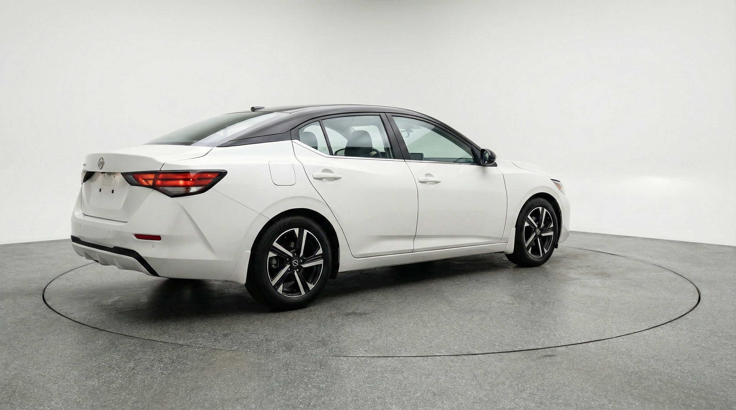 Thumbnail: 2025 Nissan Sentra - 9