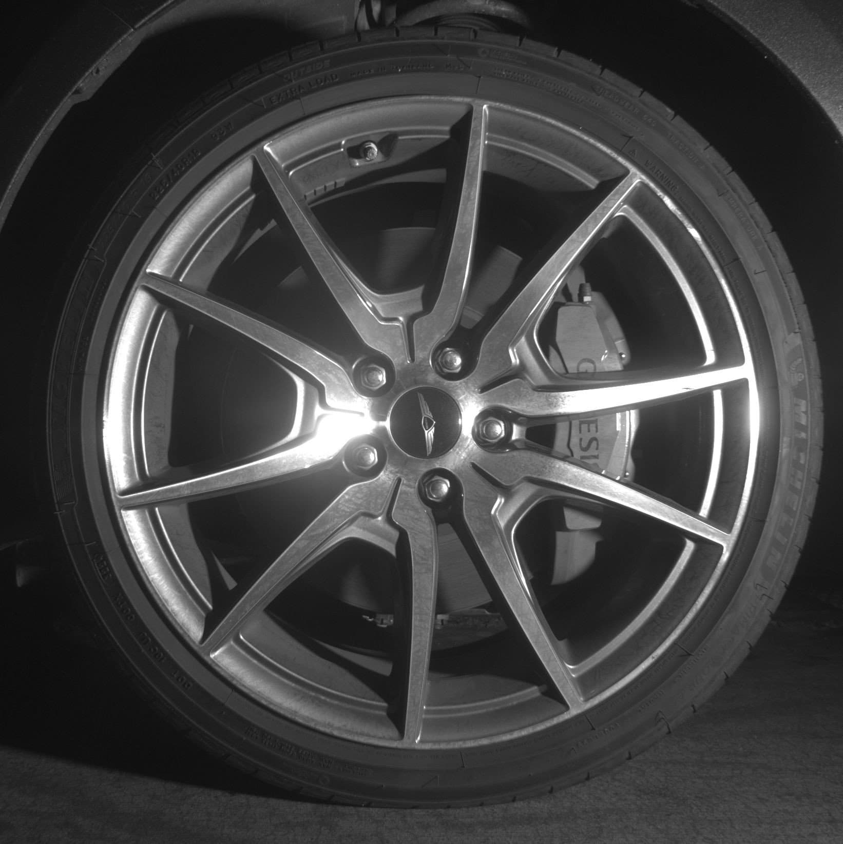 Thumbnail: 2025 Genesis G70 - 12