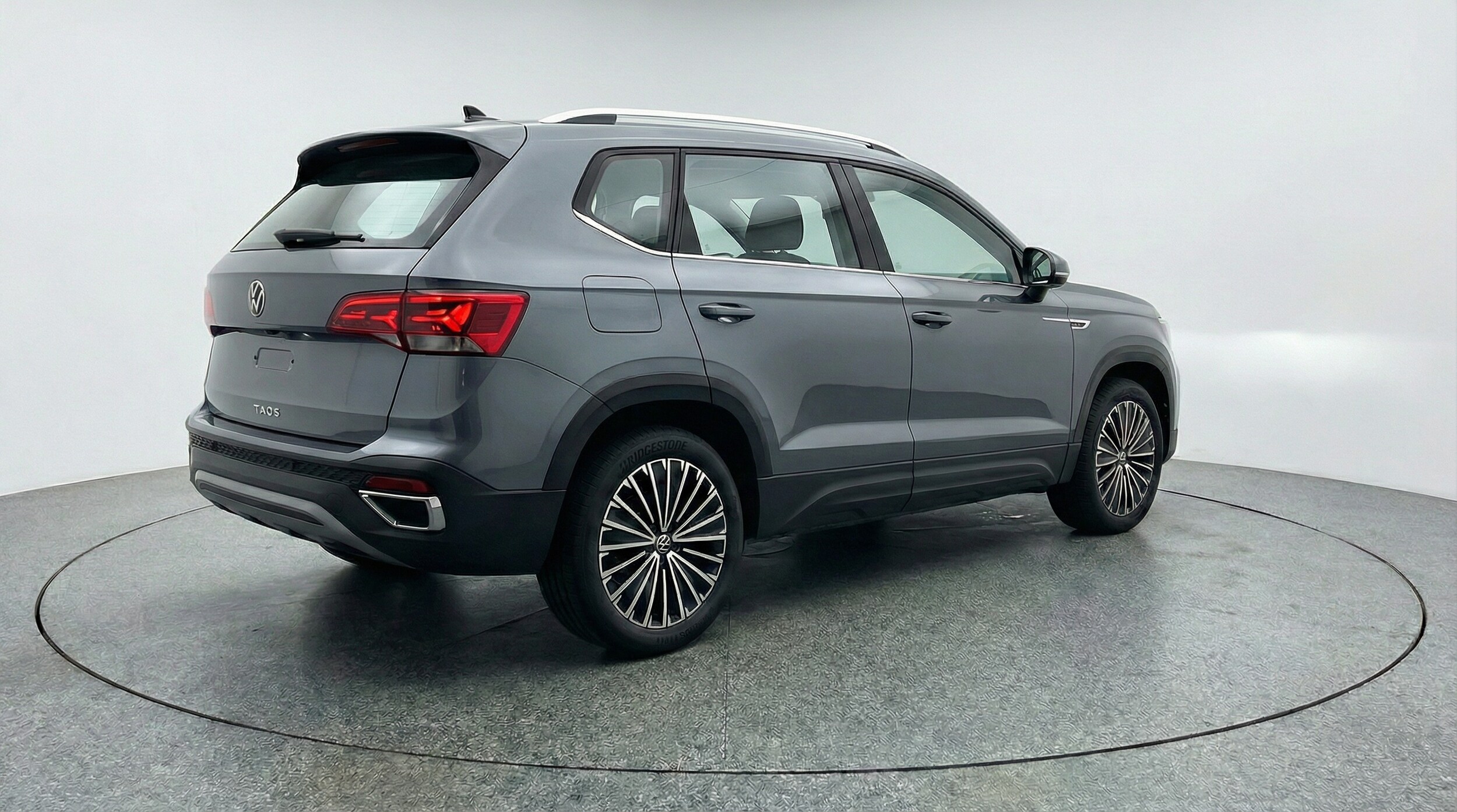 Thumbnail: 2025 Volkswagen Taos - 7