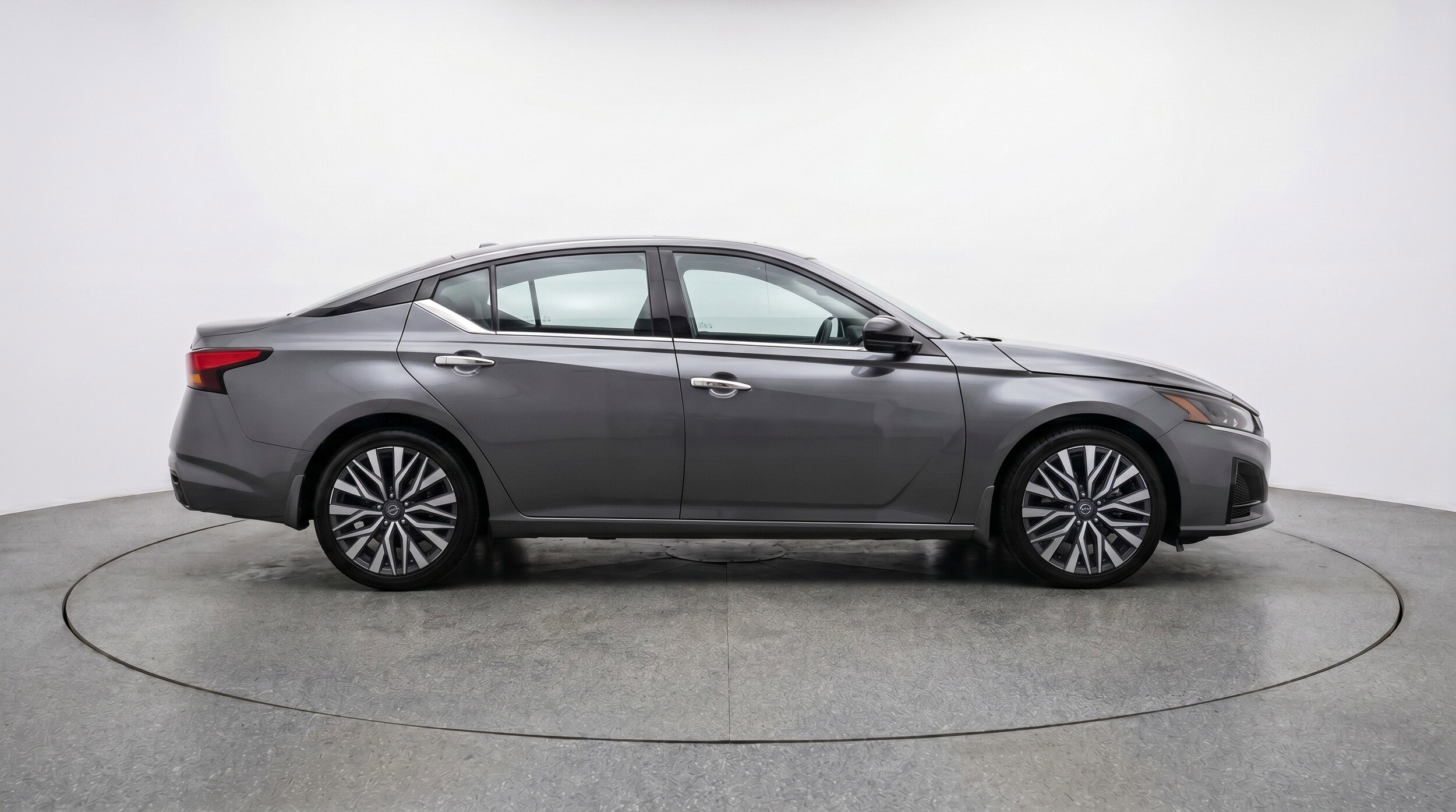 Thumbnail: 2025 Nissan Altima - 11