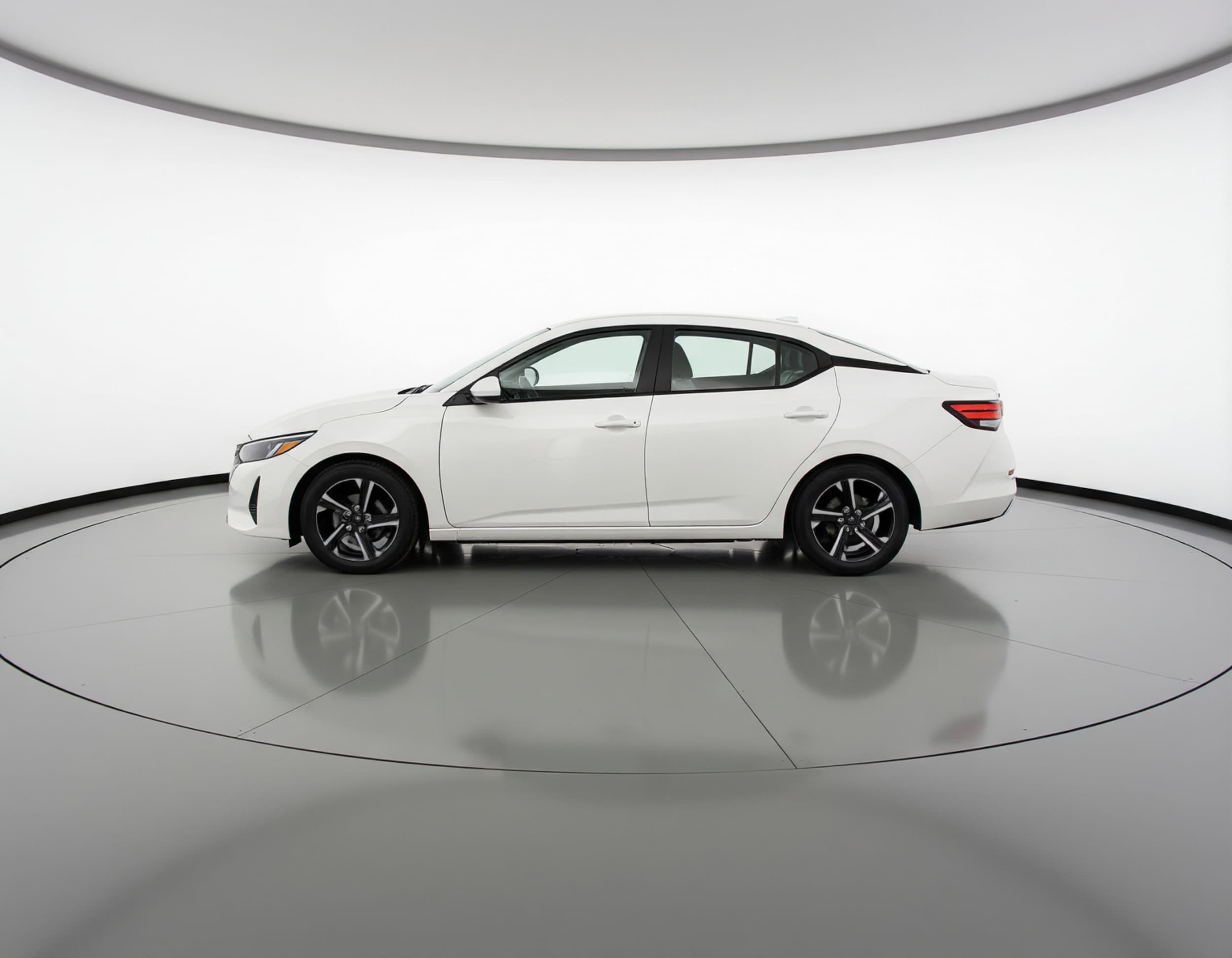 Thumbnail: 2025 Nissan Sentra - 4