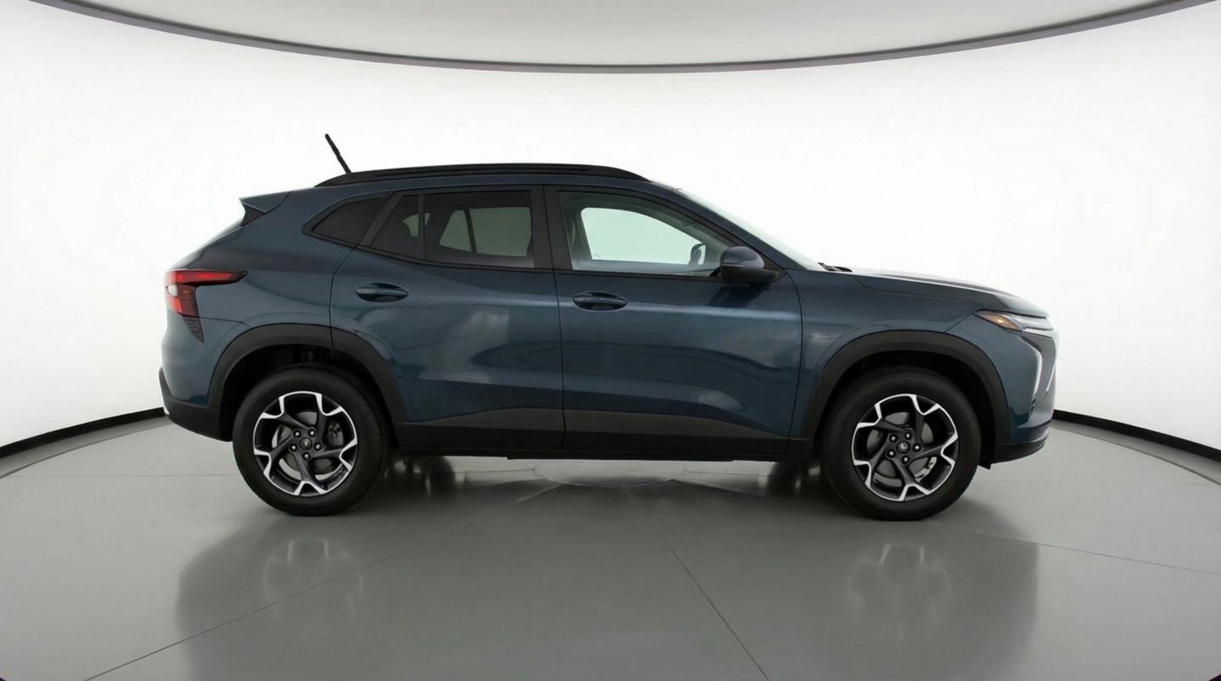 Thumbnail: 2025 Chevrolet Trax - 11