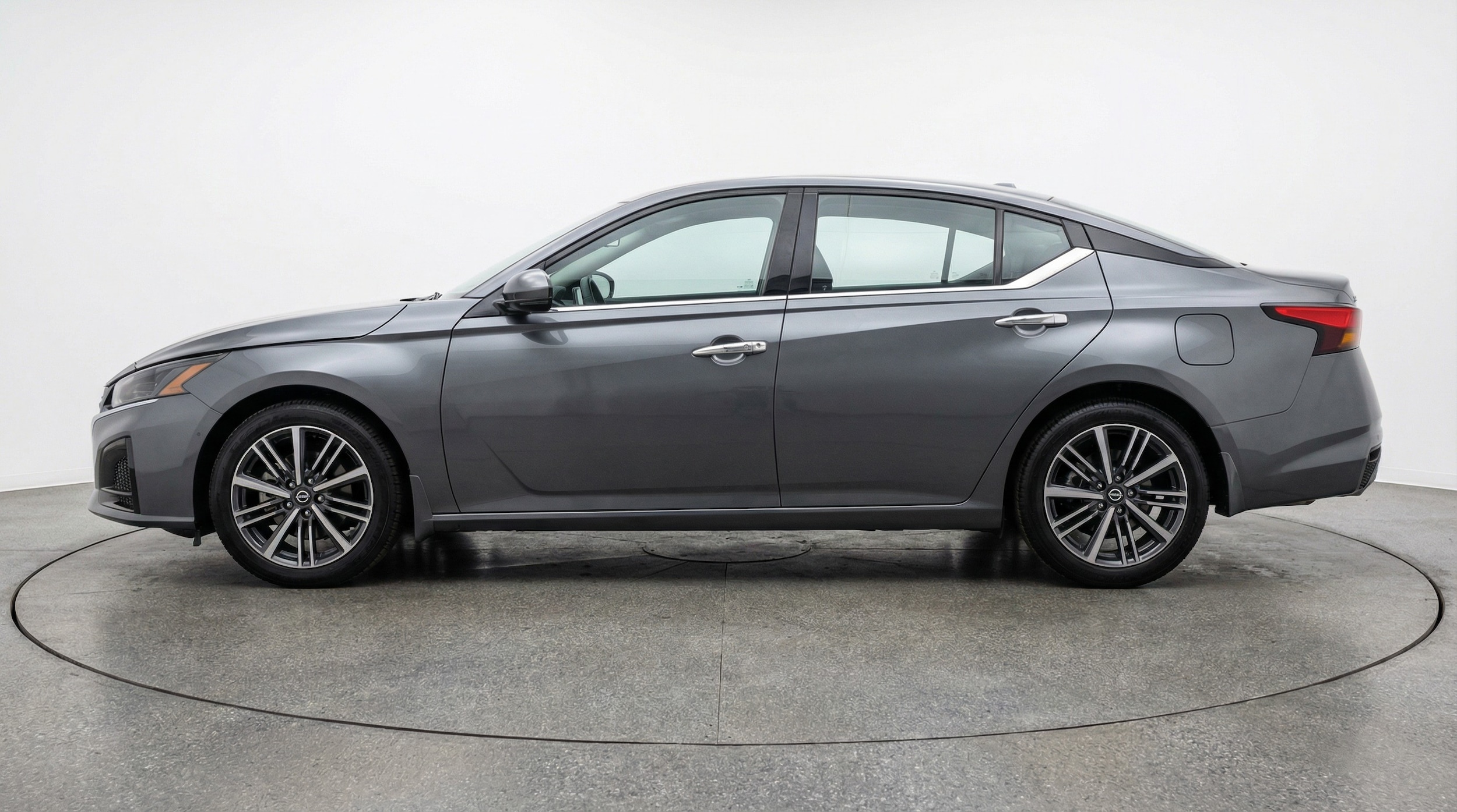 Thumbnail: 2025 Nissan Altima - 4