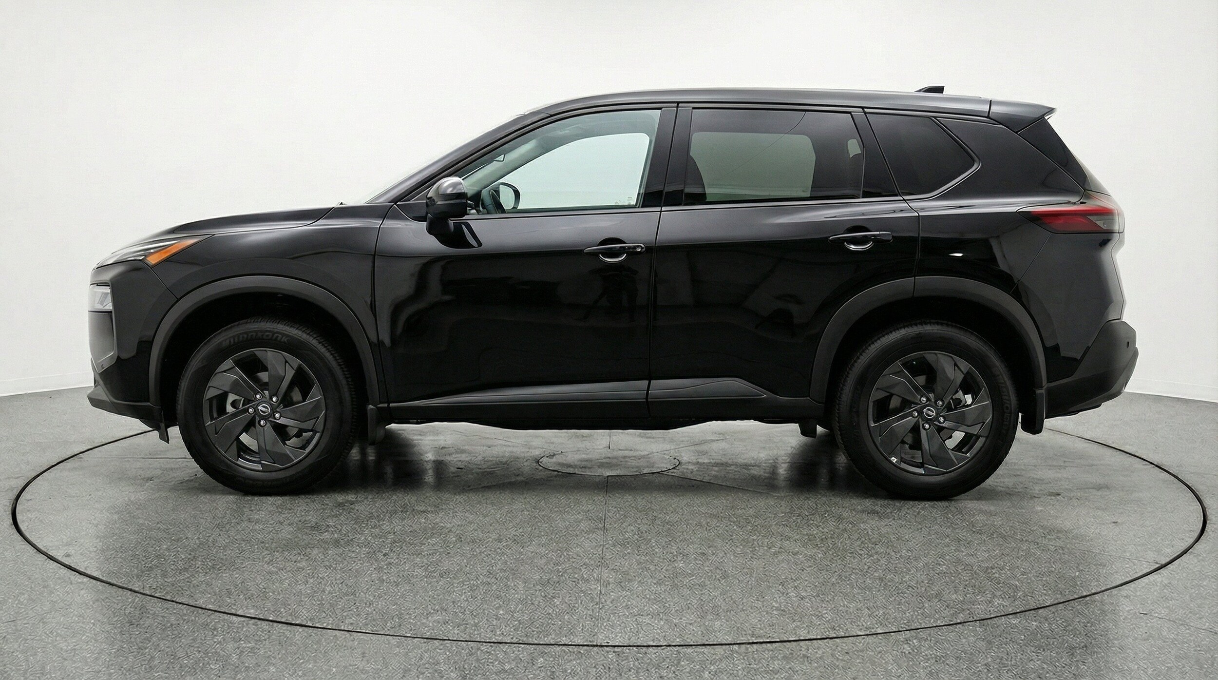 Thumbnail: 2026 Nissan Rogue - 5