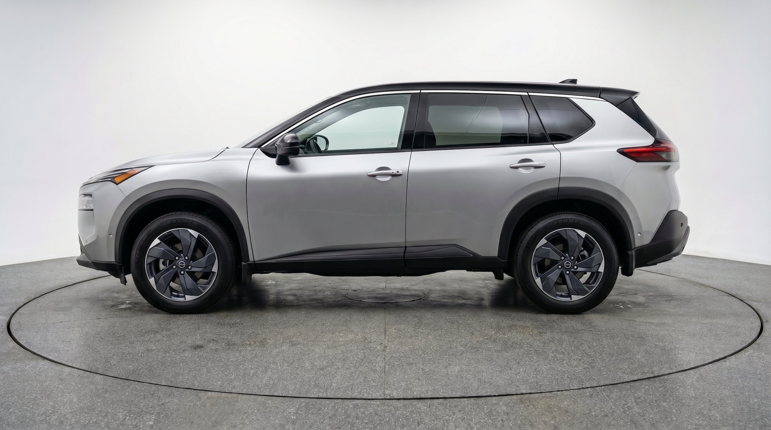 Thumbnail: 2025 Nissan Rogue - 5