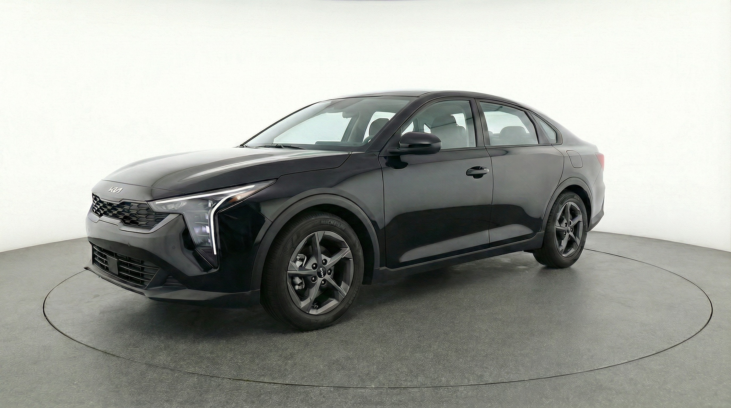 Thumbnail: 2025 Kia K4 - 3