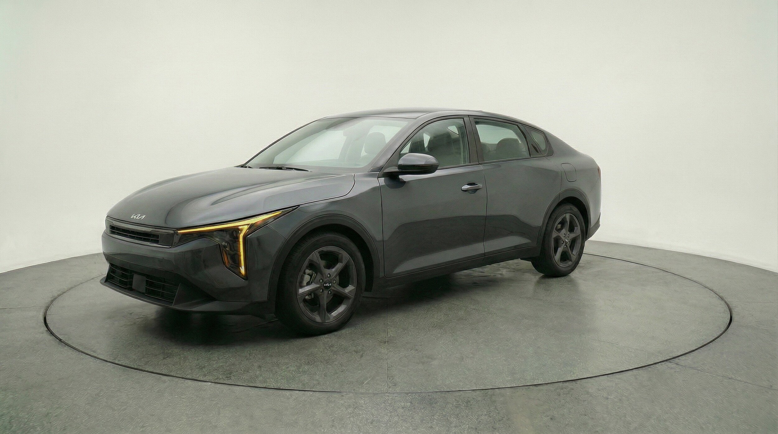 Thumbnail: 2025 Kia K4 - 3