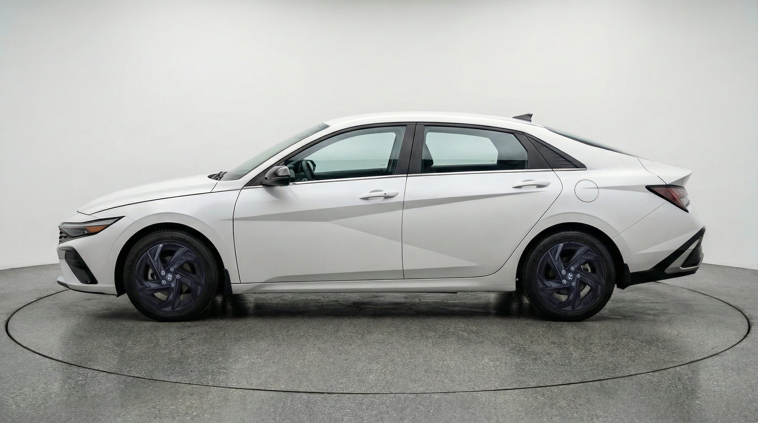 Thumbnail: 2026 Hyundai Elantra - 5