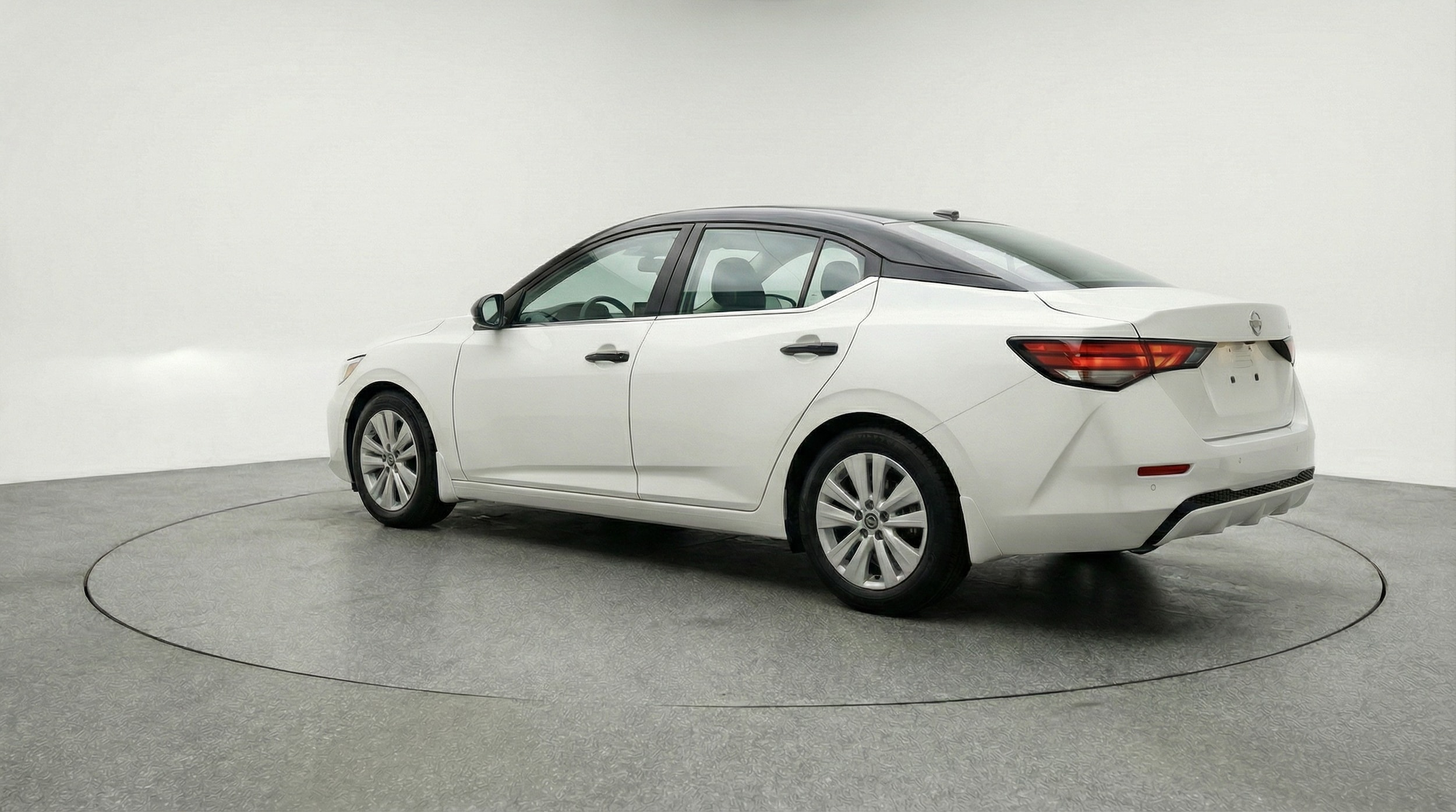 Thumbnail: 2025 Nissan Sentra - 5