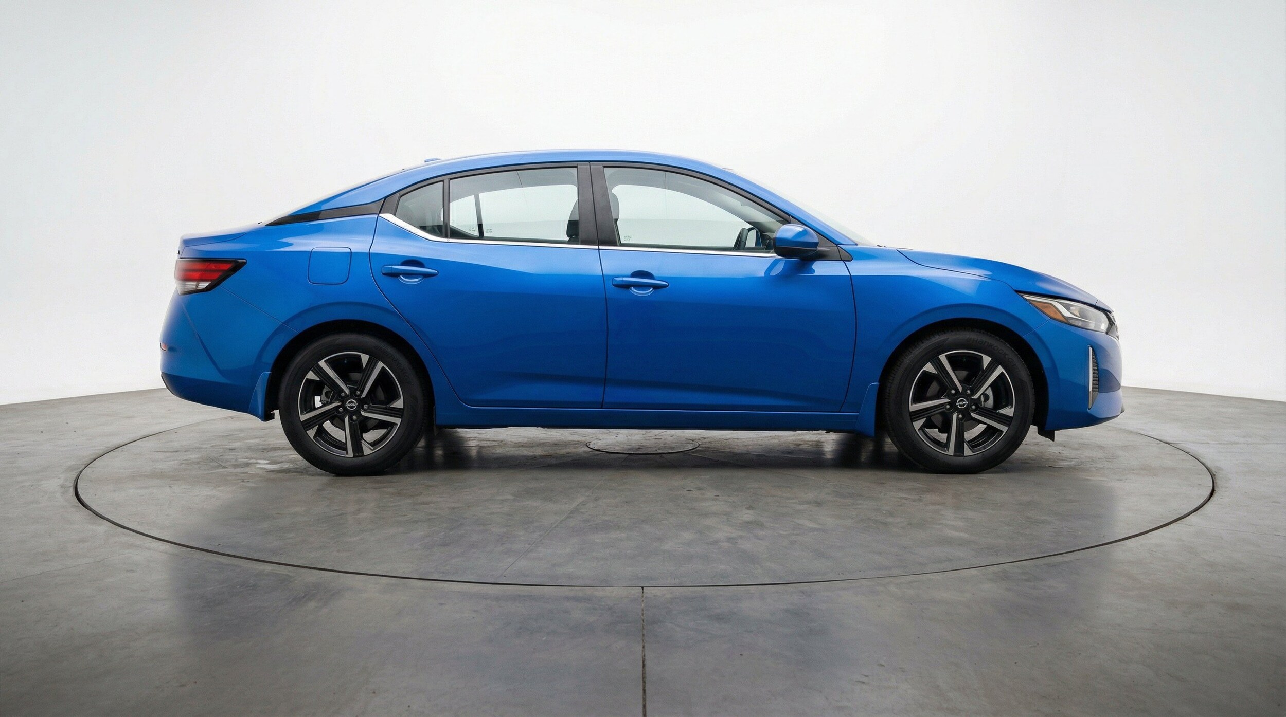Thumbnail: 2025 Nissan Sentra - 11