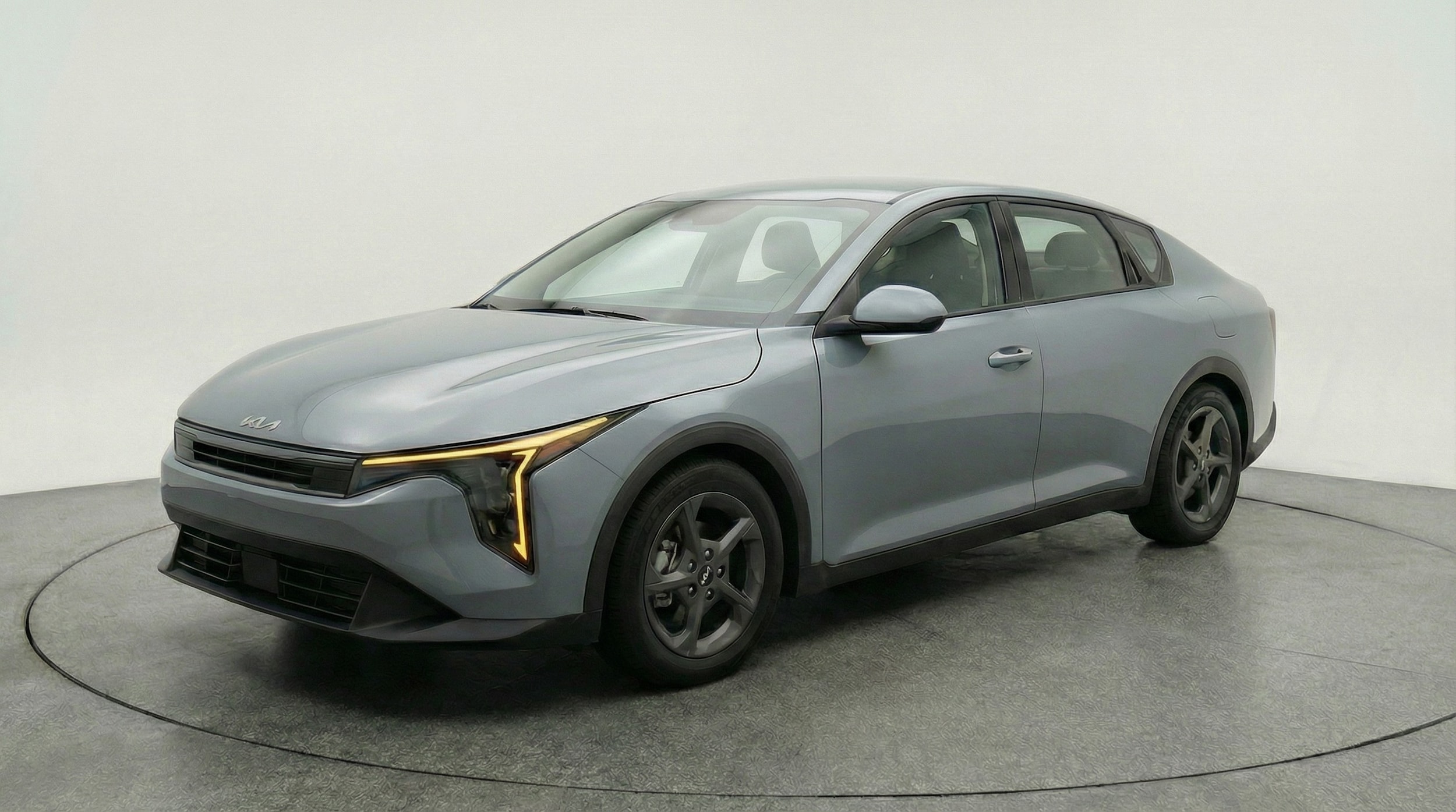 Thumbnail: 2025 Kia K4 - 3