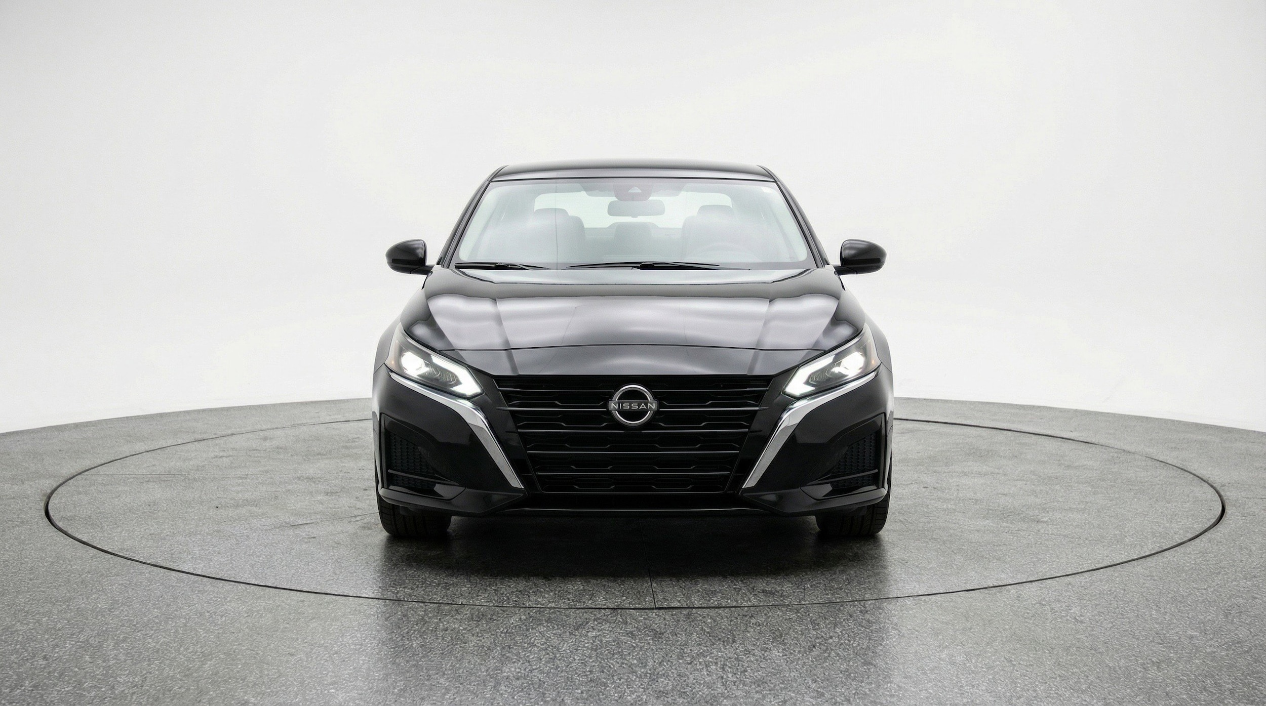 Thumbnail: 2025 Nissan Altima - 2