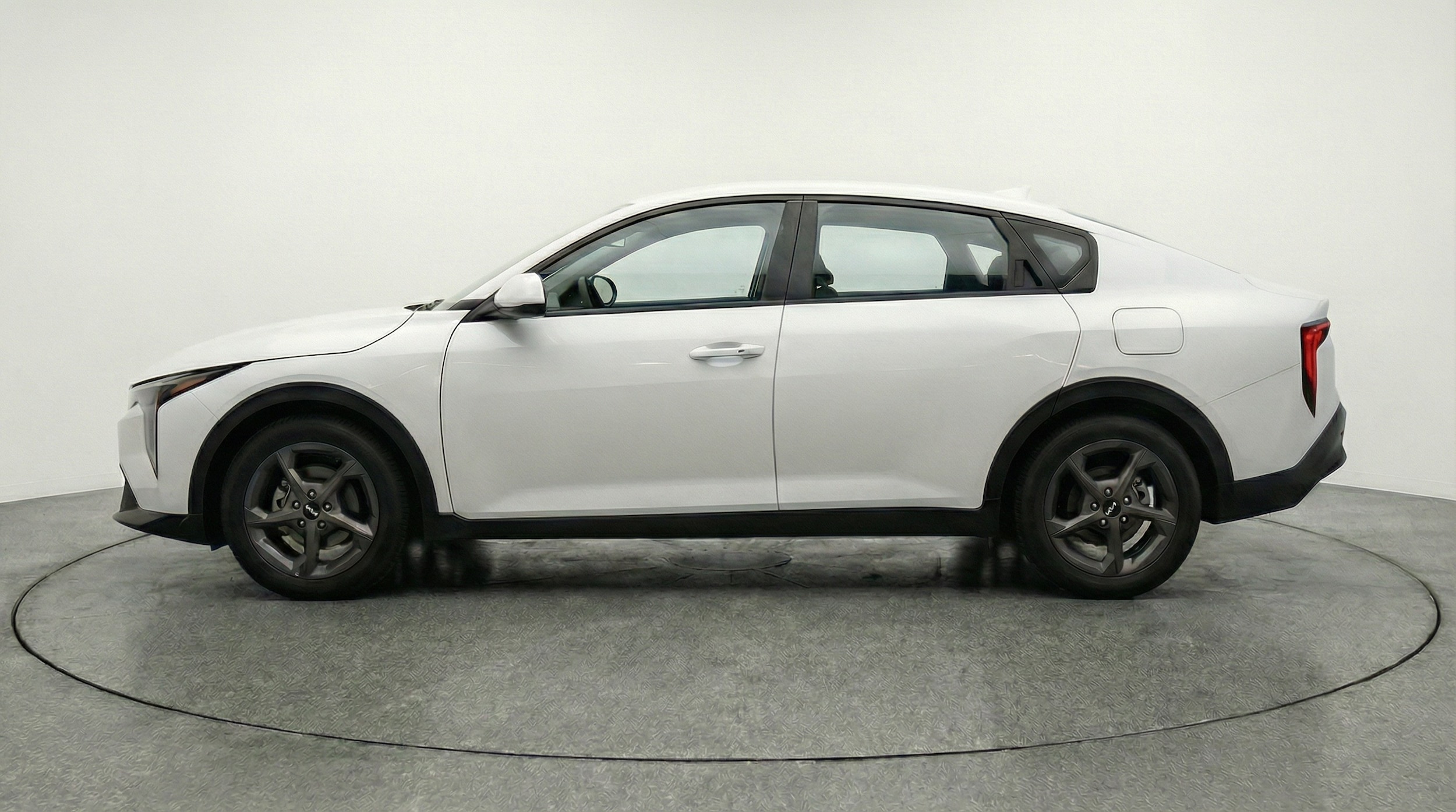 Thumbnail: 2025 Kia K4 - 4